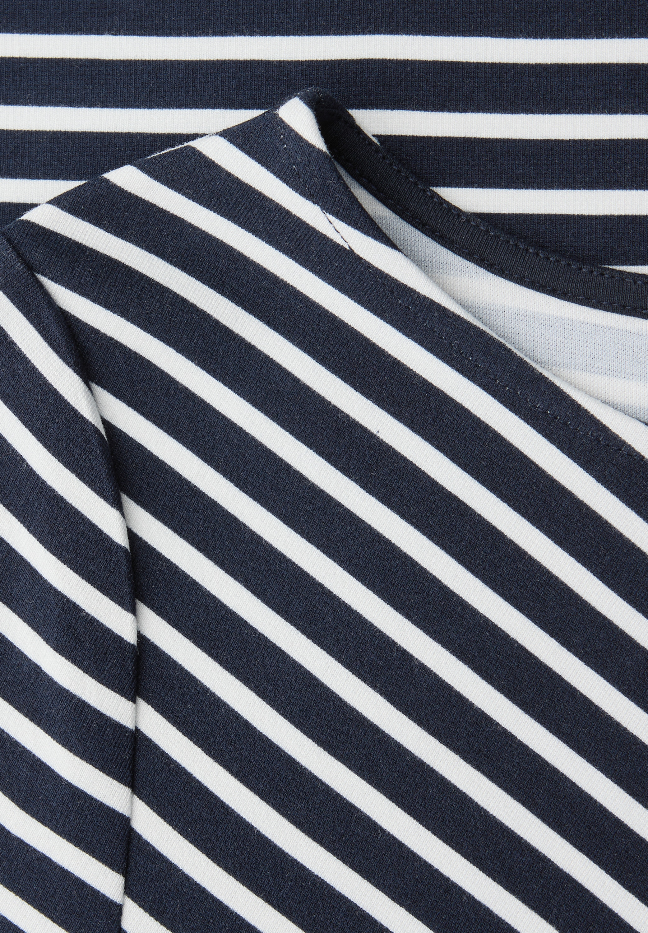 STREET ONE Jerseykleid Ohne Taschen im Ringel-Look und mit seitlicher Bindung