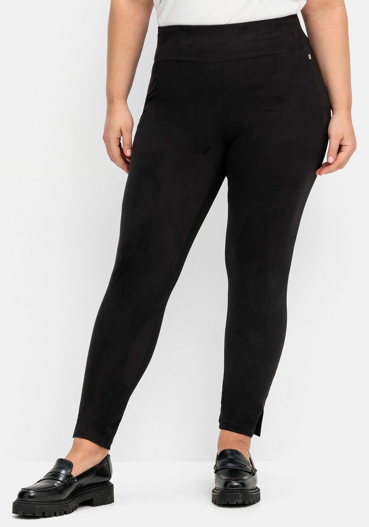 Sheego Leggings »Leggings in Velourslederoptik vorn«