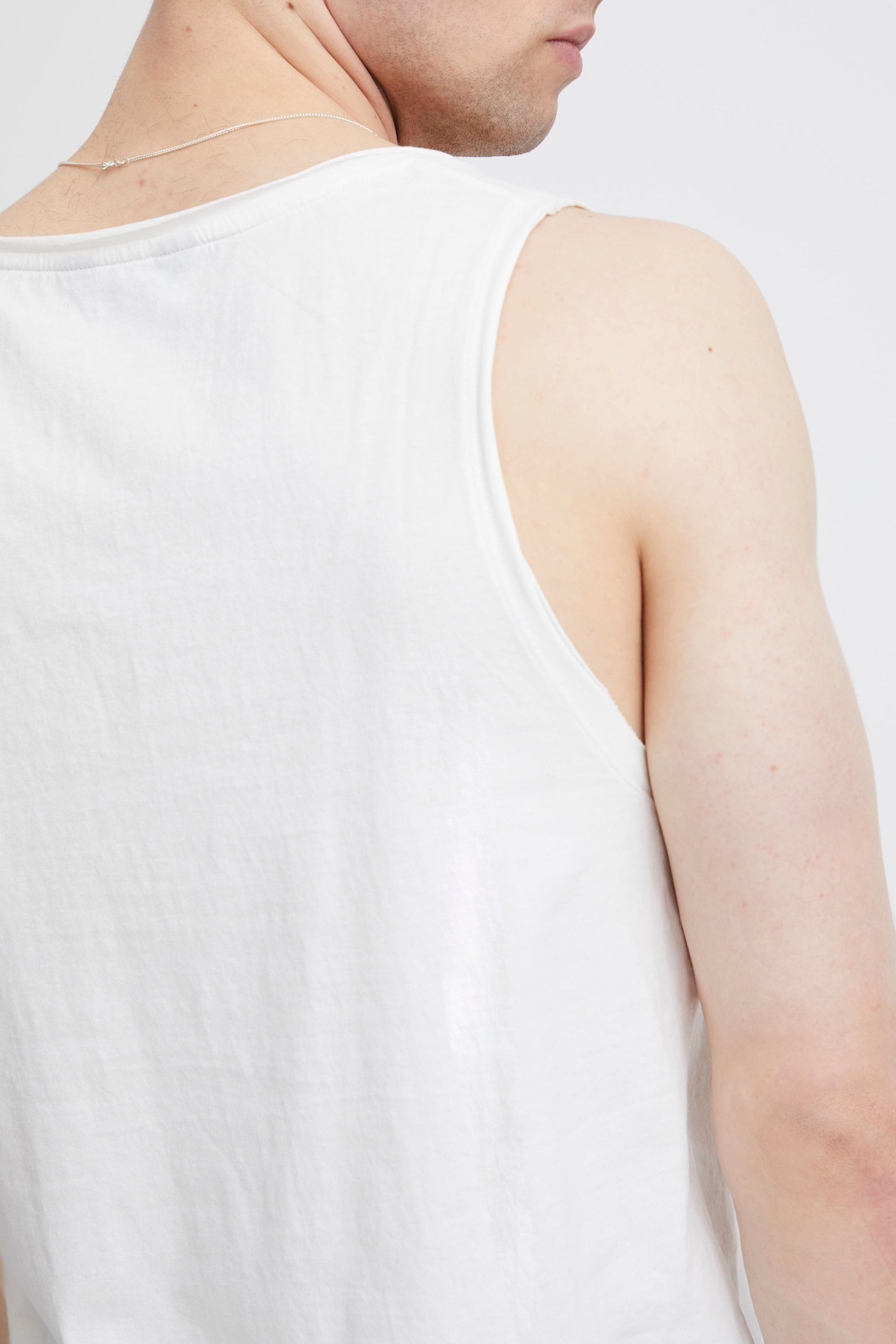 11 Project Longtop »Tanktop PRElias«