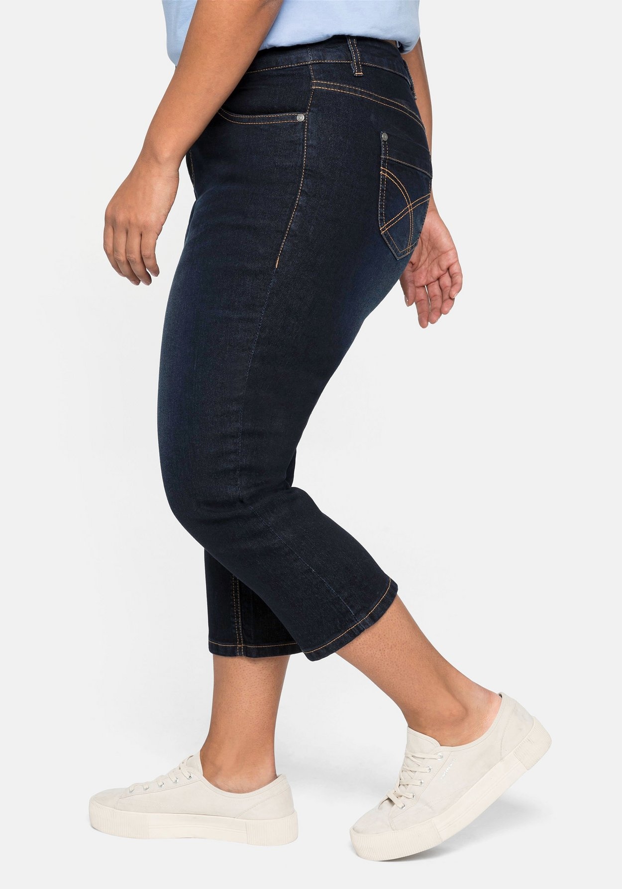 Sheego Caprijeans »Jeans aus Baumwoll-Stretch, mit Kontrastnähten«