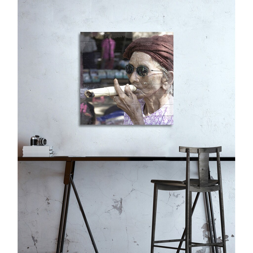 queence Holzbild »Cubanische Frau mit Zigarre«