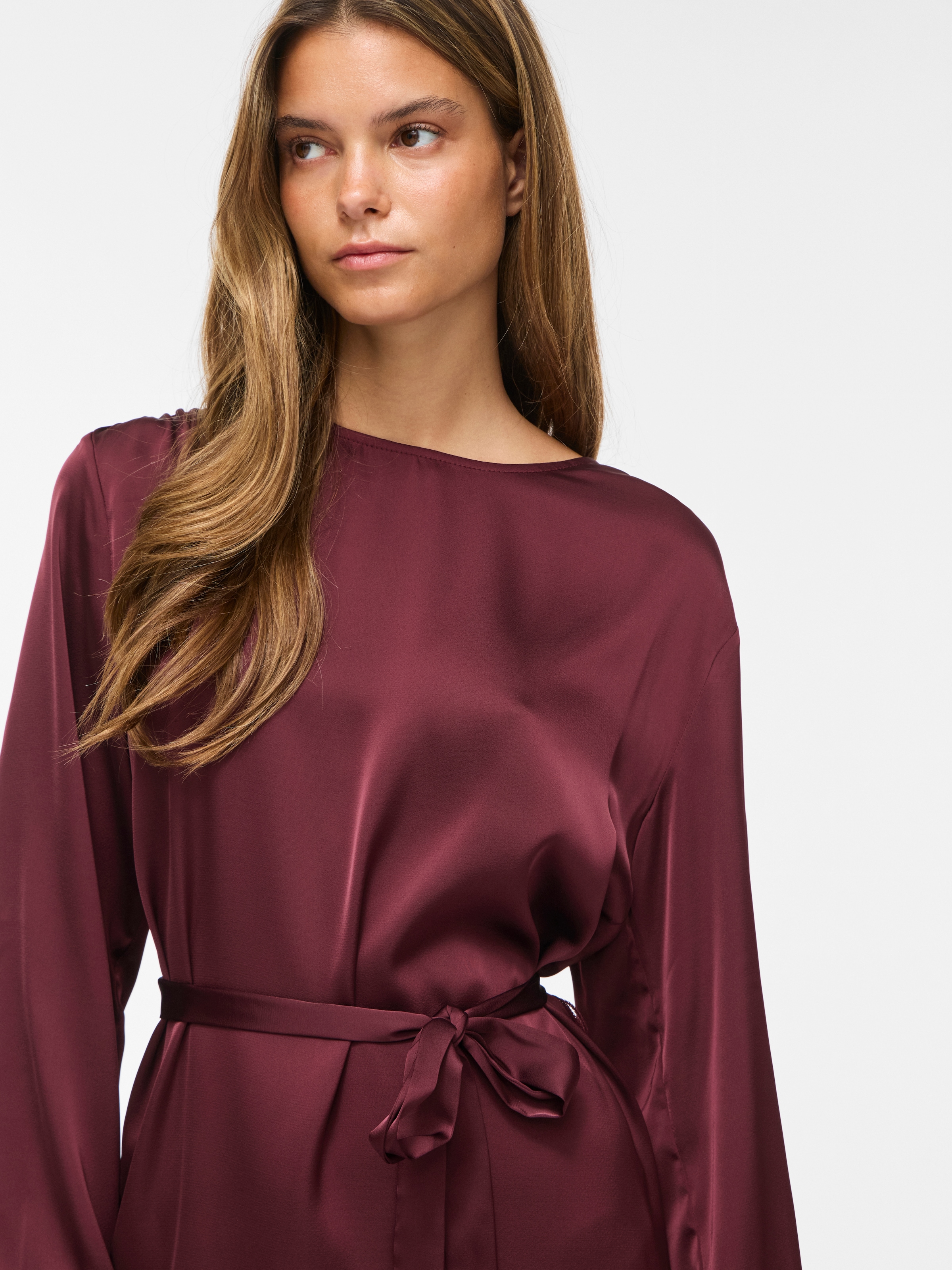 Vila Minikleid »VIENNA RAVENNA L/S O-NECK DRESS - NOOS« Kunstfaser