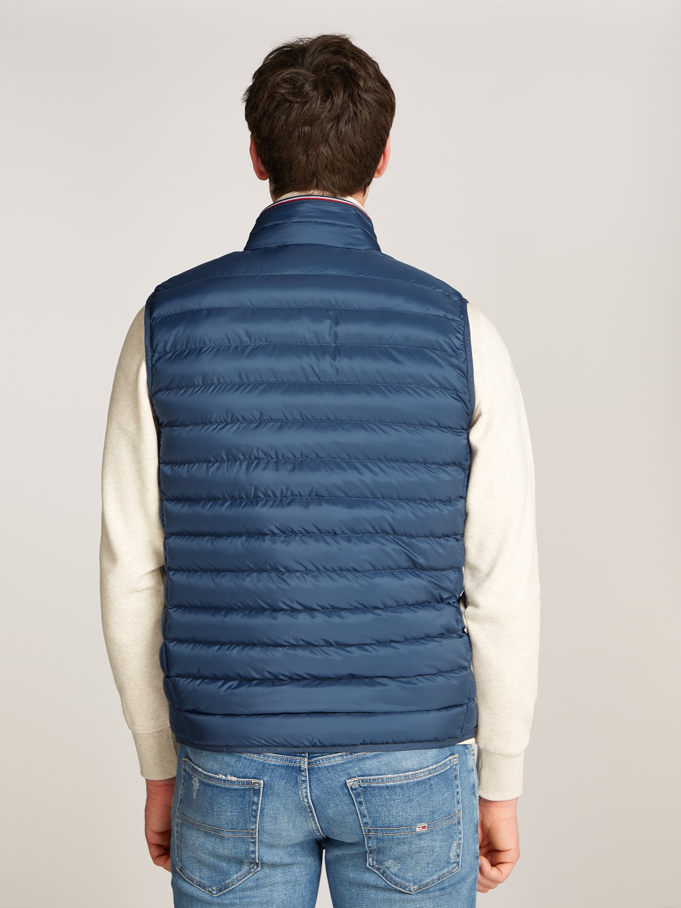 Tommy Hilfiger Steppweste »PACKABLE RECYCLED VEST«, mit Tommy Hilfiger Logostickerei