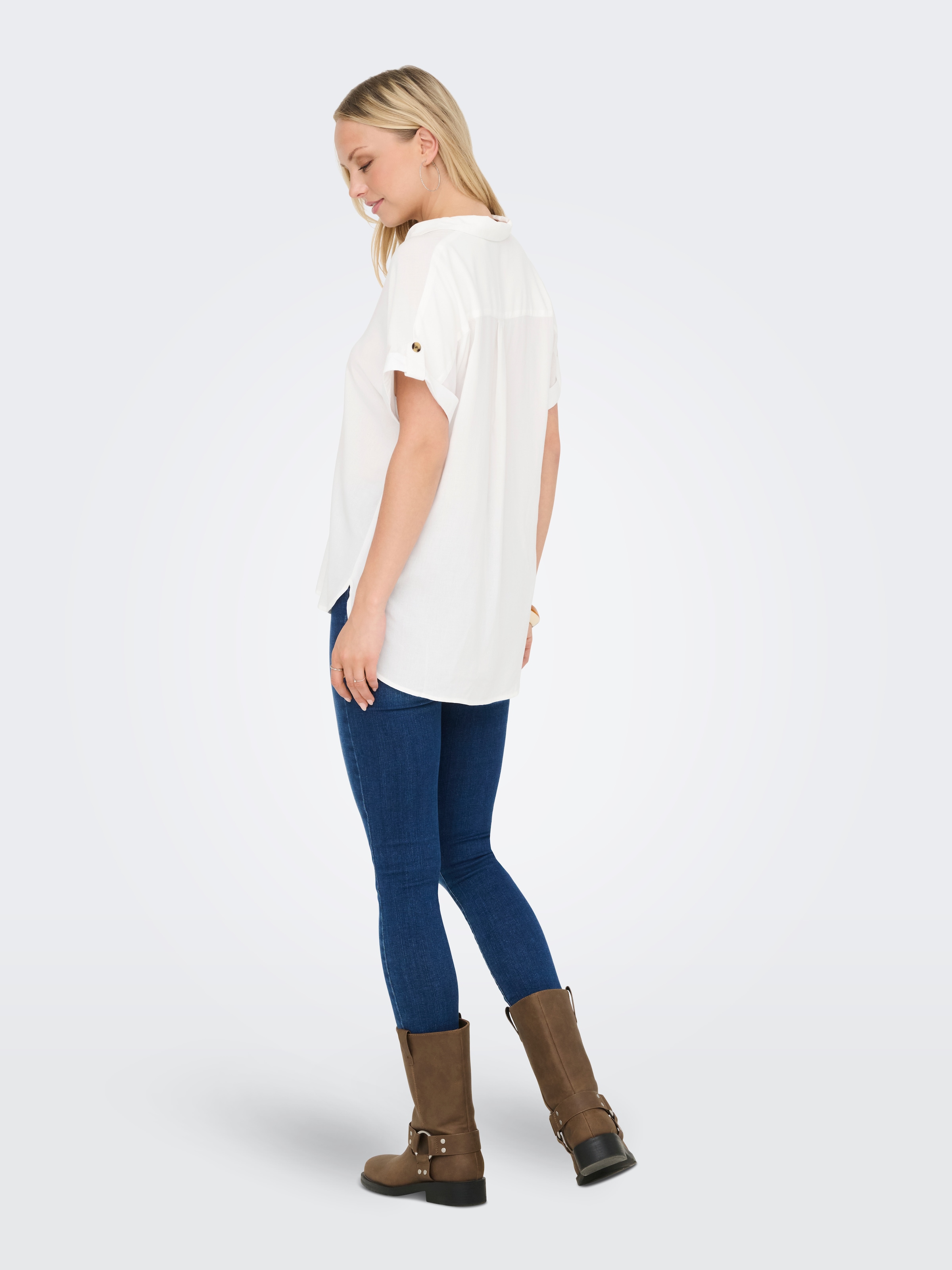 ONLY Kurzarmbluse »ONLYASMIN SHIRT S/S WVN NOOS« Viskose, hinten etwas länger geschnitten