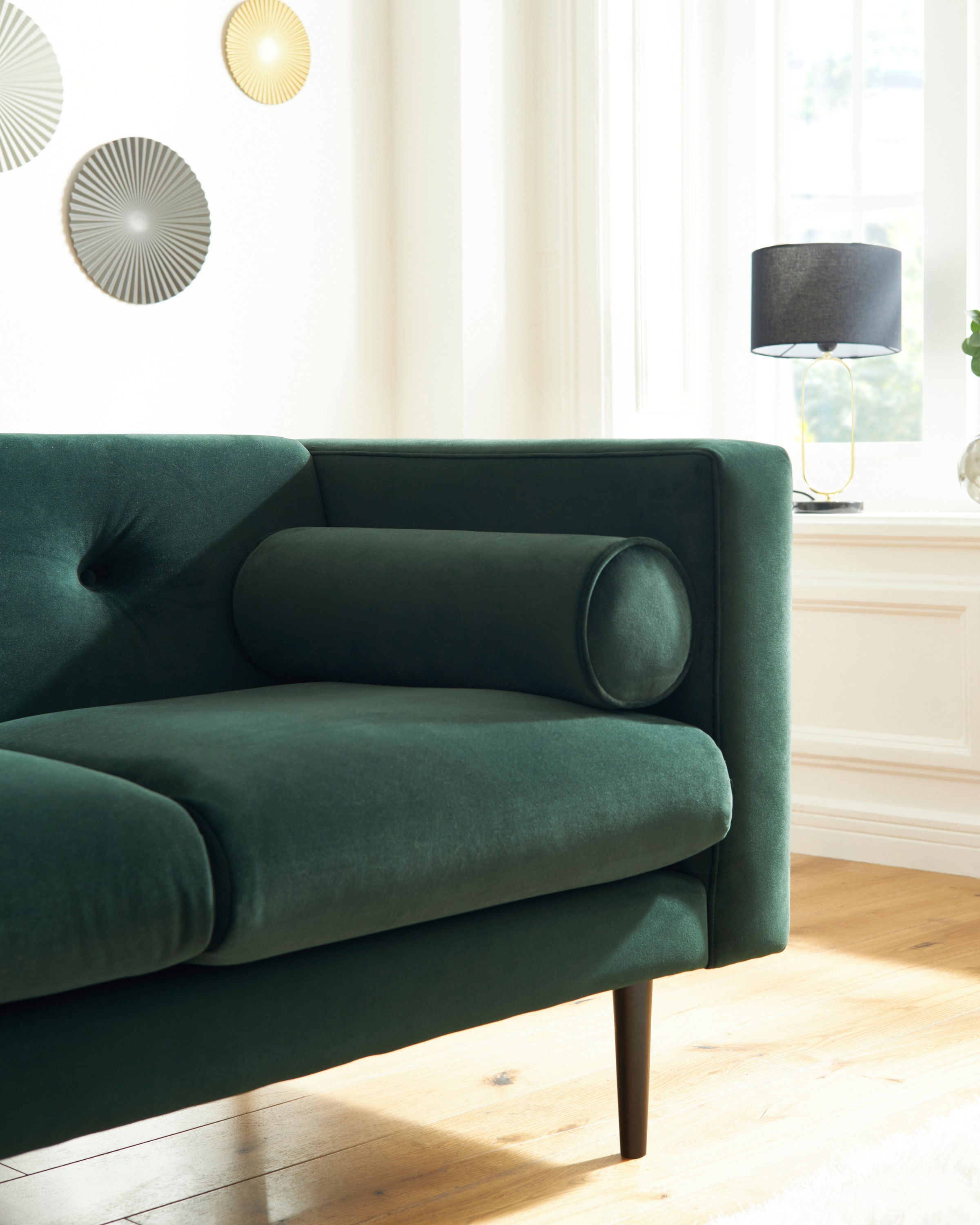 Guido Maria Kretschmer Home&Living 3-Sitzer »Lillibeth Designsofa mit Wellenunterfederung, Maße B/T/H: 218/74/83 cm«, Zierkissen als Wendekissen, Bezug Samtoptik oder Cord