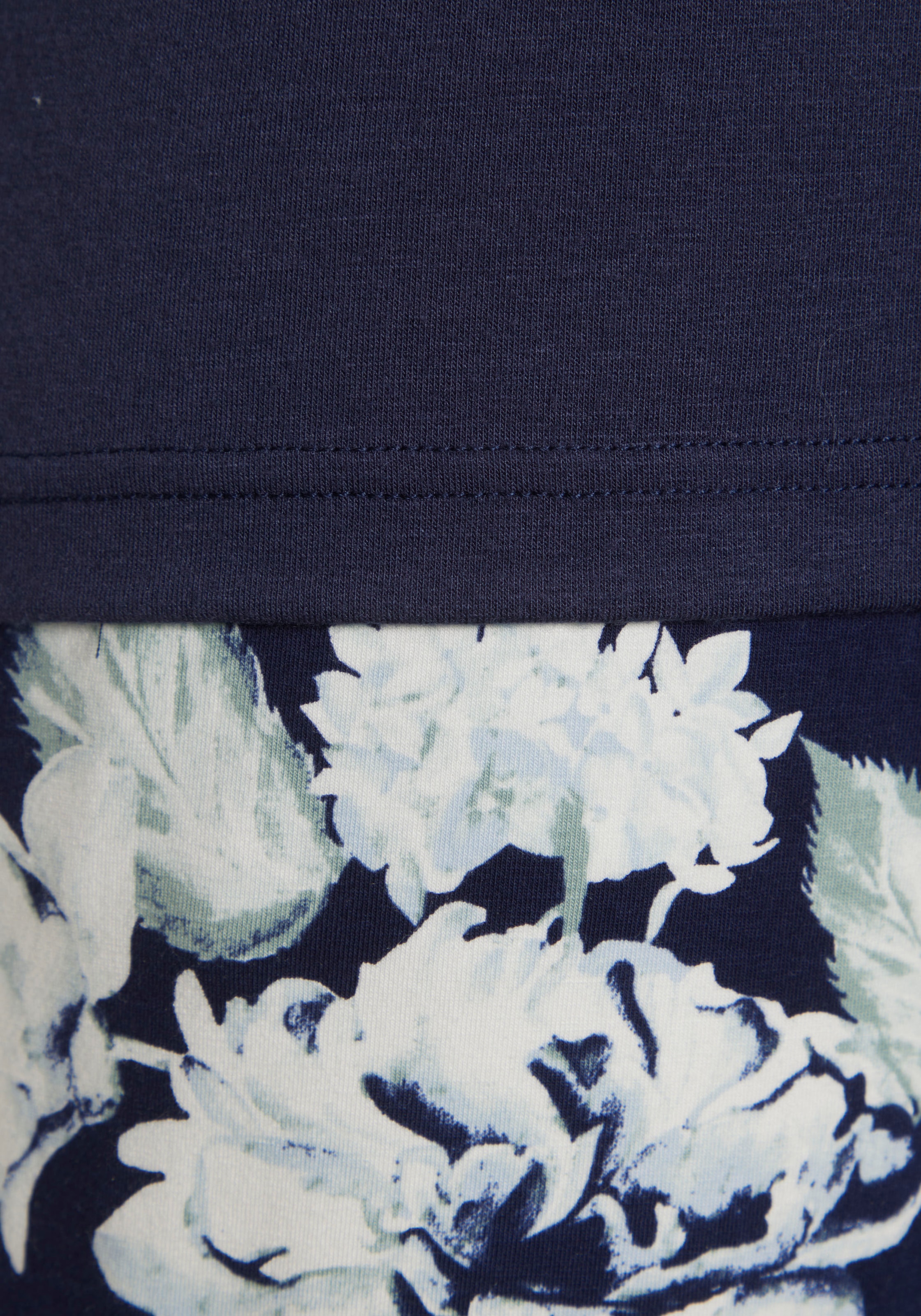 LASCANA Pyjama, (2 tlg.), mit schönem Blumenmuster