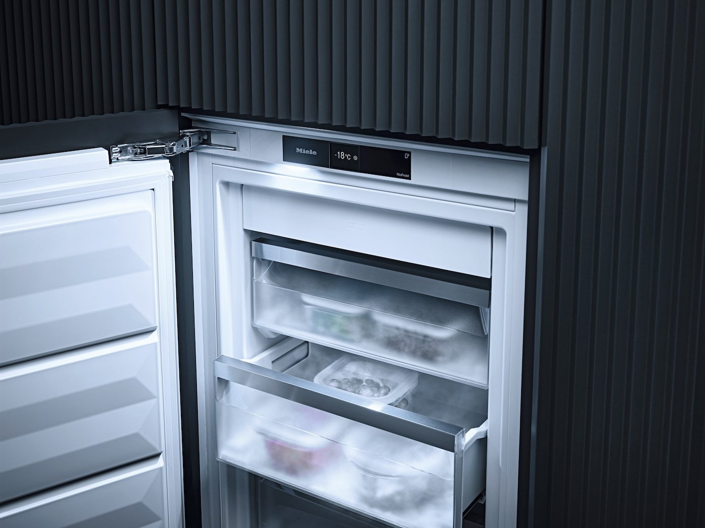 Miele Einbaugefrierschrank »FNS 7794 D L«, 177 cm hoch, 55,9 cm breit