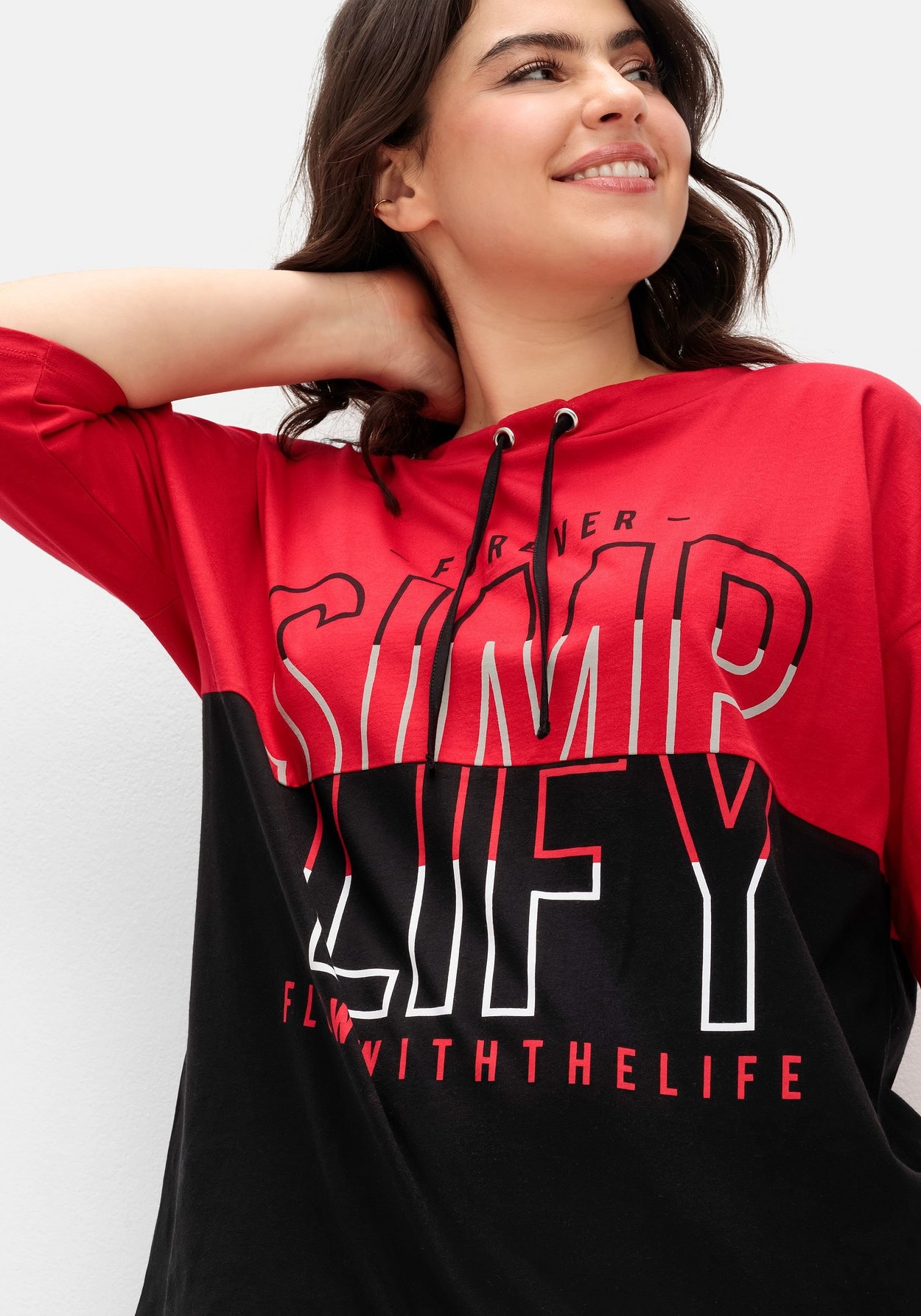 Sheego T-Shirt »Jerseyshirt mit kleinem Stehkragen und Wordingprint«