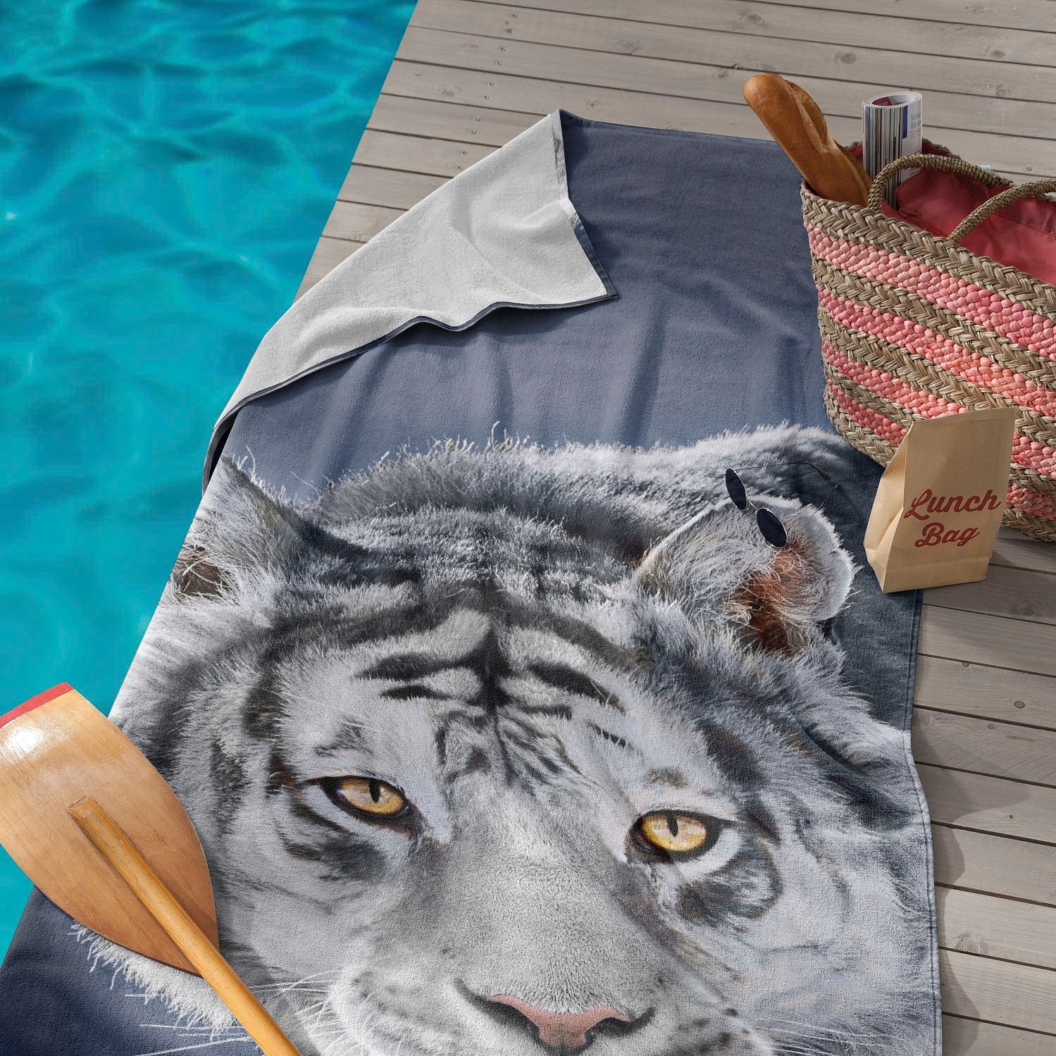 Seahorse Strandtuch »Blaze«, (1 St., Strandtuch 90 x 170 cm), mit weißem Tiger Aufdruck