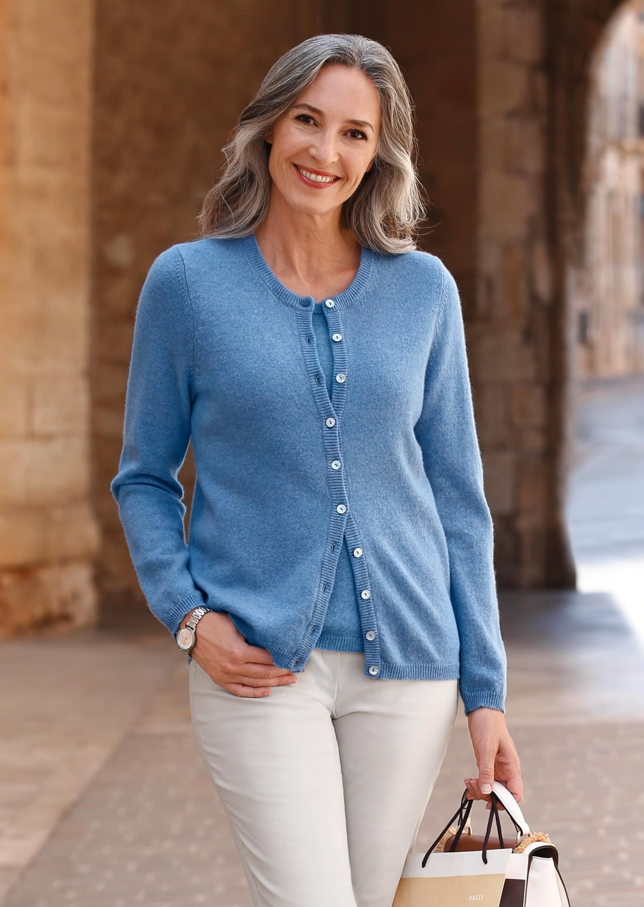 GOLDNER Strickjacke »Kaschmirstrickjacke mit Rundhalsausschnitt« Ohne