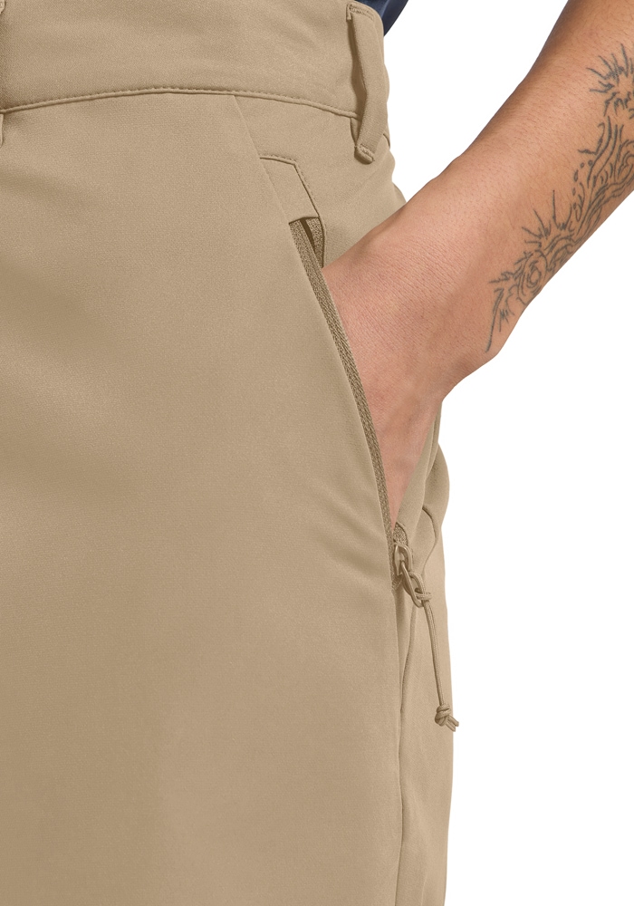 Jack Wolfskin Shorts »PICO TRAIL SHORTS W«  mit zwei Hüfttaschen, winddicht, atmungsaktiv, längerer Bermudaschnitt