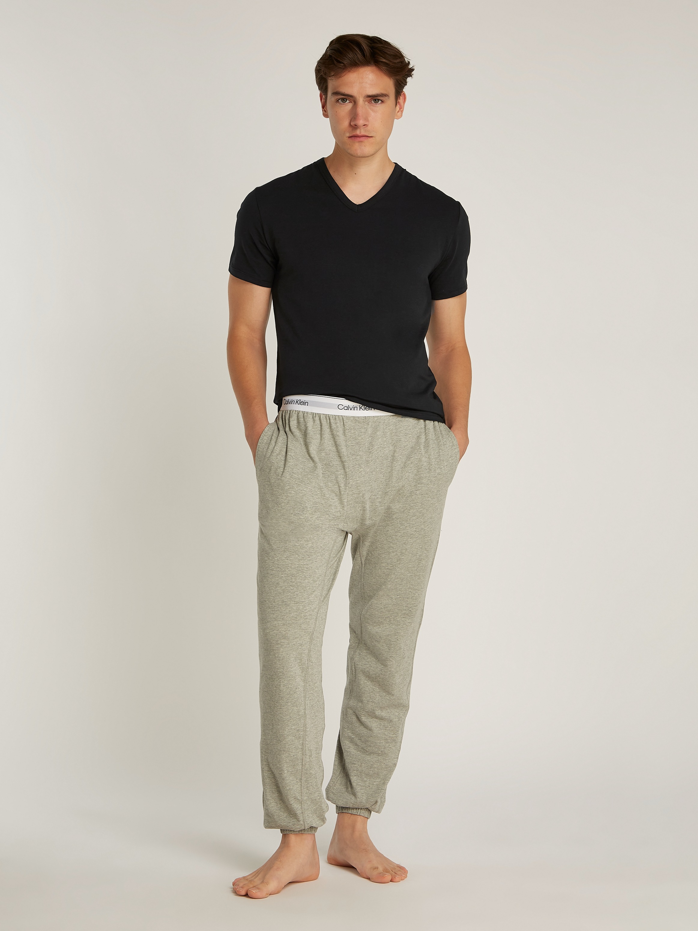 Calvin Klein Underwear T-Shirt »S/S V NECK 3PK« Packung, 3er-Pack, 3 Stk. tlg. mit Logo am Saum