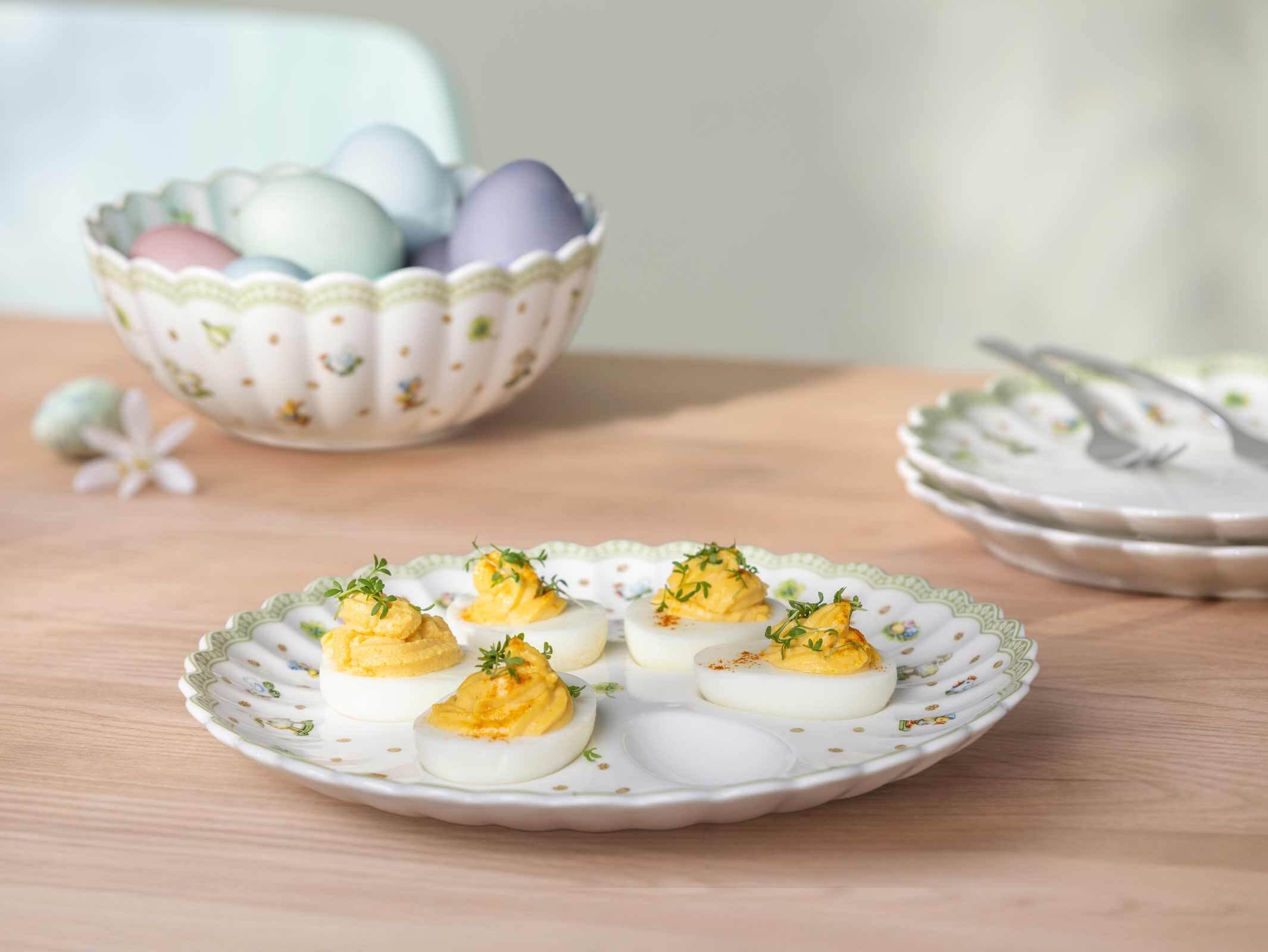 Villeroy & Boch Eierbecher »Eierteller Easter Delight ø 24,2 cm grün« Mikrowellengeeignet