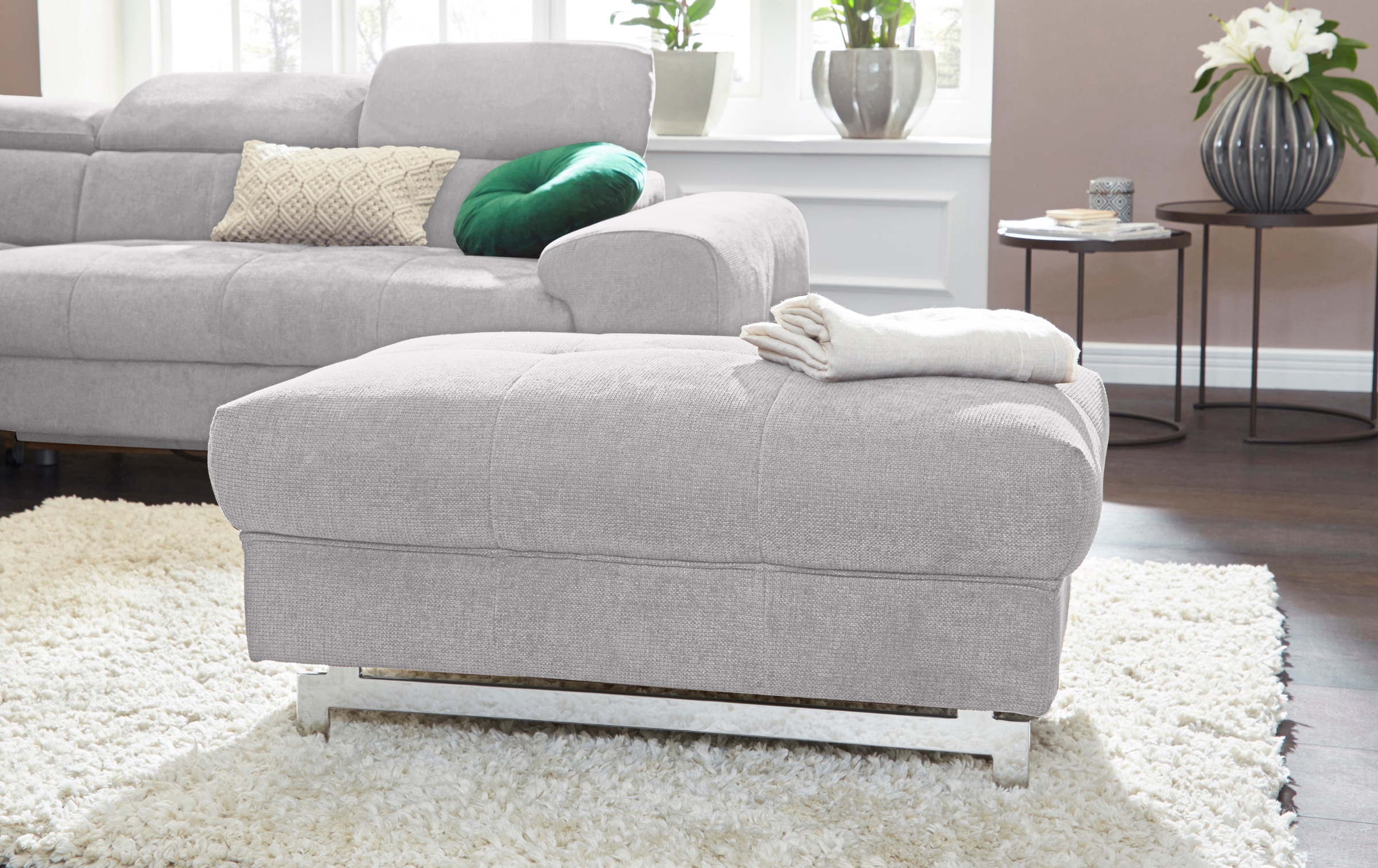 COTTA Polstergarnitur »Chef«, (Set, 2 tlg.), bestehend aus Ecksofa und Hocker, mit Kopfteilverstellung