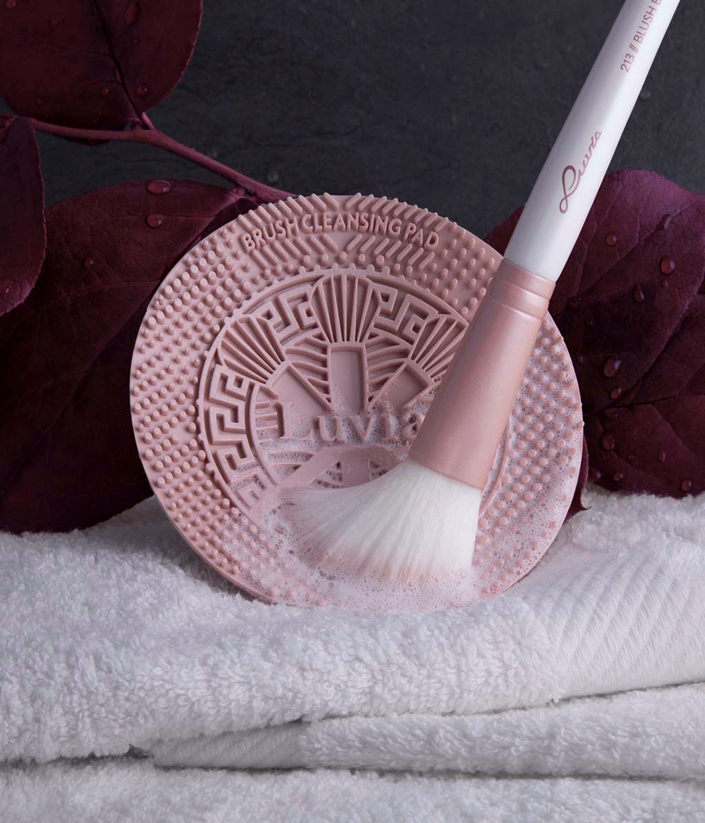 Luvia Cosmetics Kosmetikpinsel-Set »Brush Reinigung; passt | Pad online Black«, Cleansing Hand. für in UNIVERSAL wassersparende jede - bestellen bequem Design