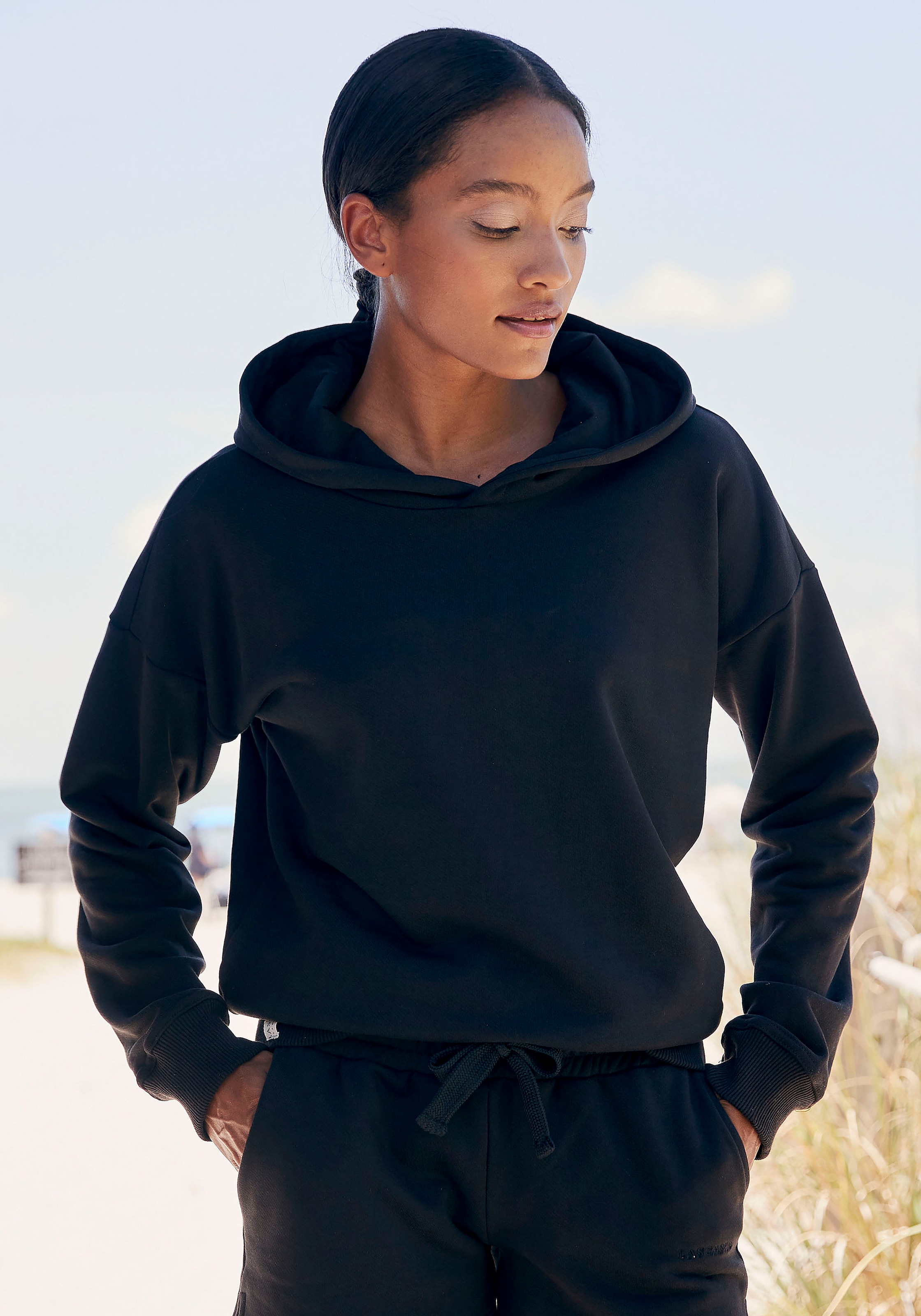 LASCANA Hoodie »-Kapuzensweatshirt«, aus organischer Baumwolle, Loungewear, Loungeanzug, Hoodie