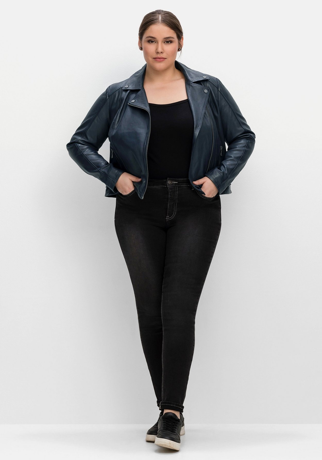 Sheego Lederjacke »Bikerjacke aus Lammnappa, im Biker-Stil«