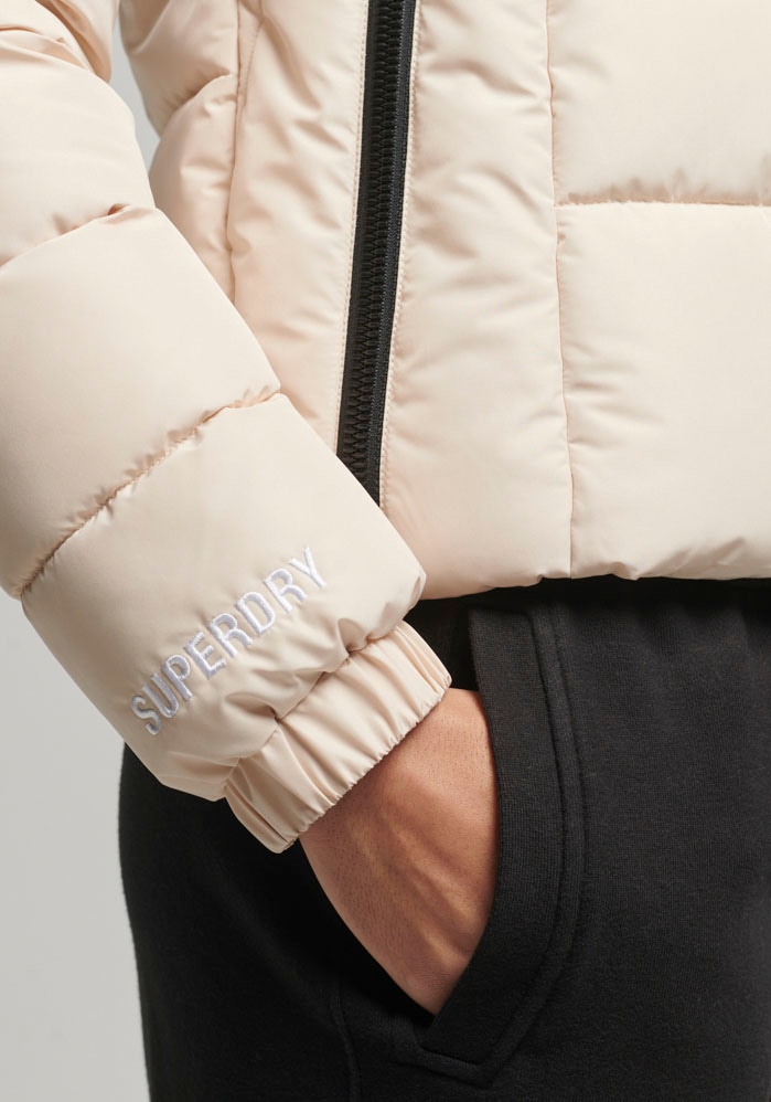 Superdry »HOODED SPIRIT SPORTS PUFFER« mit Kapuze aus wasserabweisendem Material