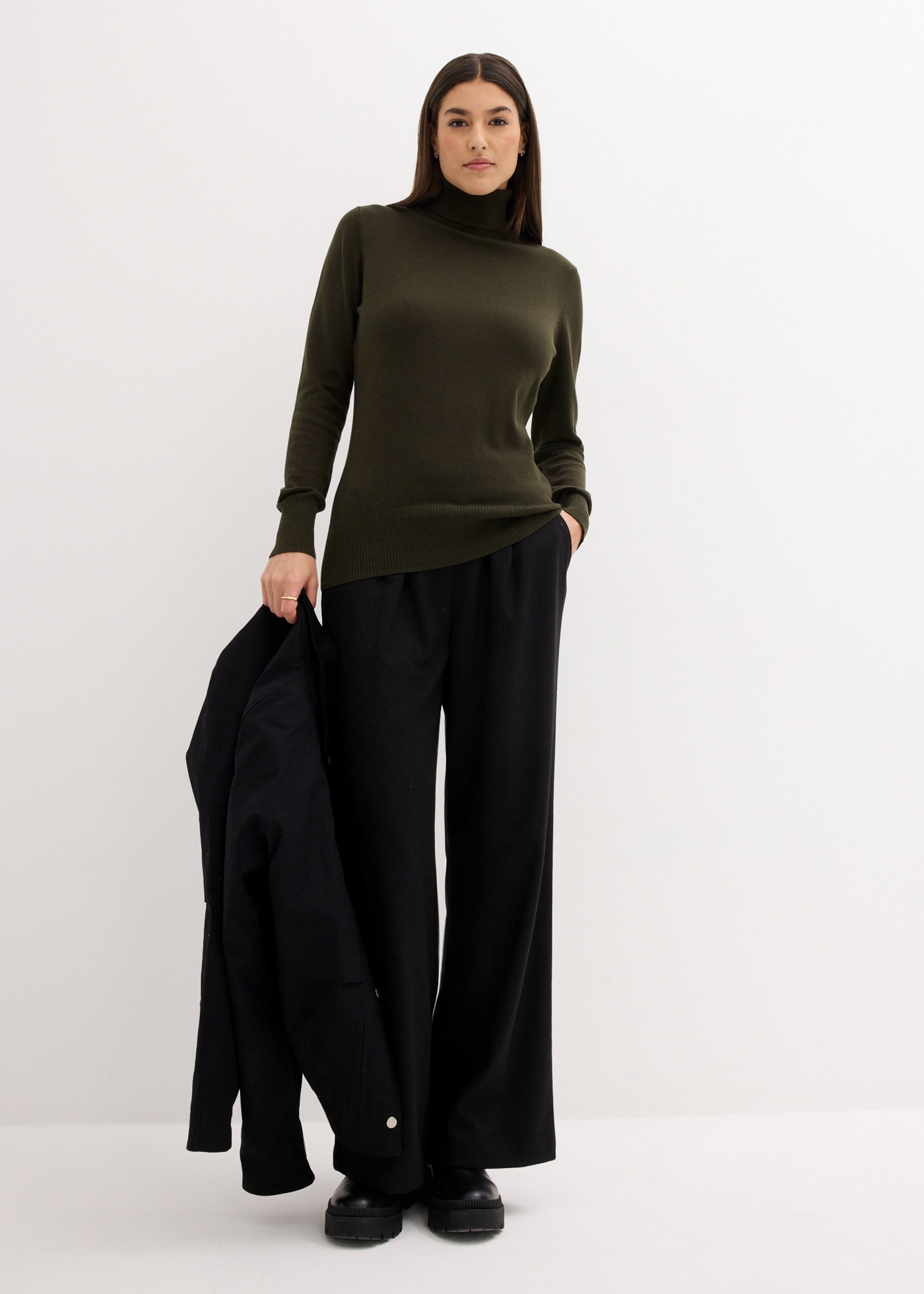 bonprix Rollkragenpullover »Feinstrick-Rollkragenpullover« mit Rippbündchen