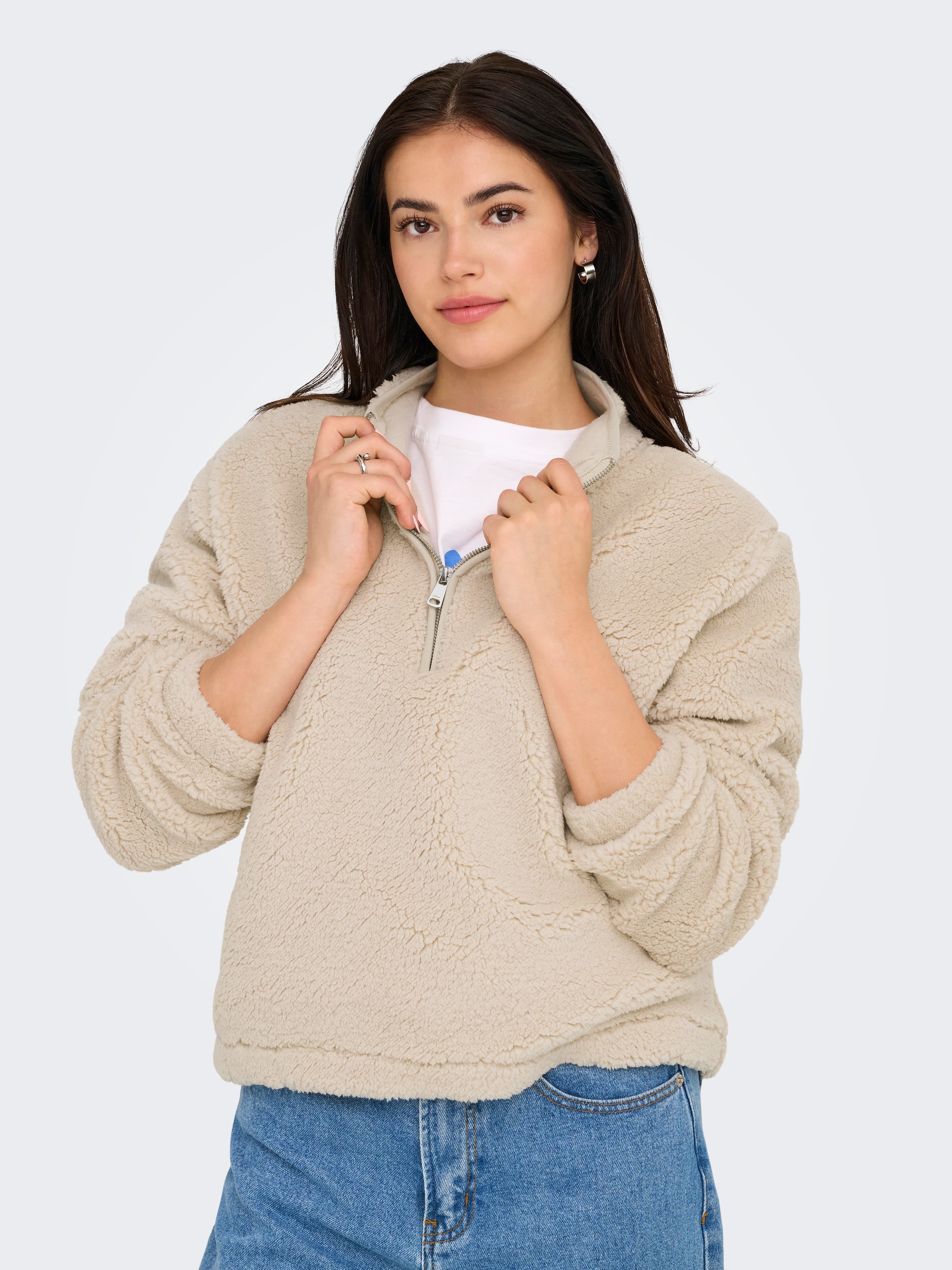 ONLY Sweatshirt »ONLNEW DALLAS L/S HIGHNECK ZIP SWT NOOS«, Kunstfaser, regular fit
