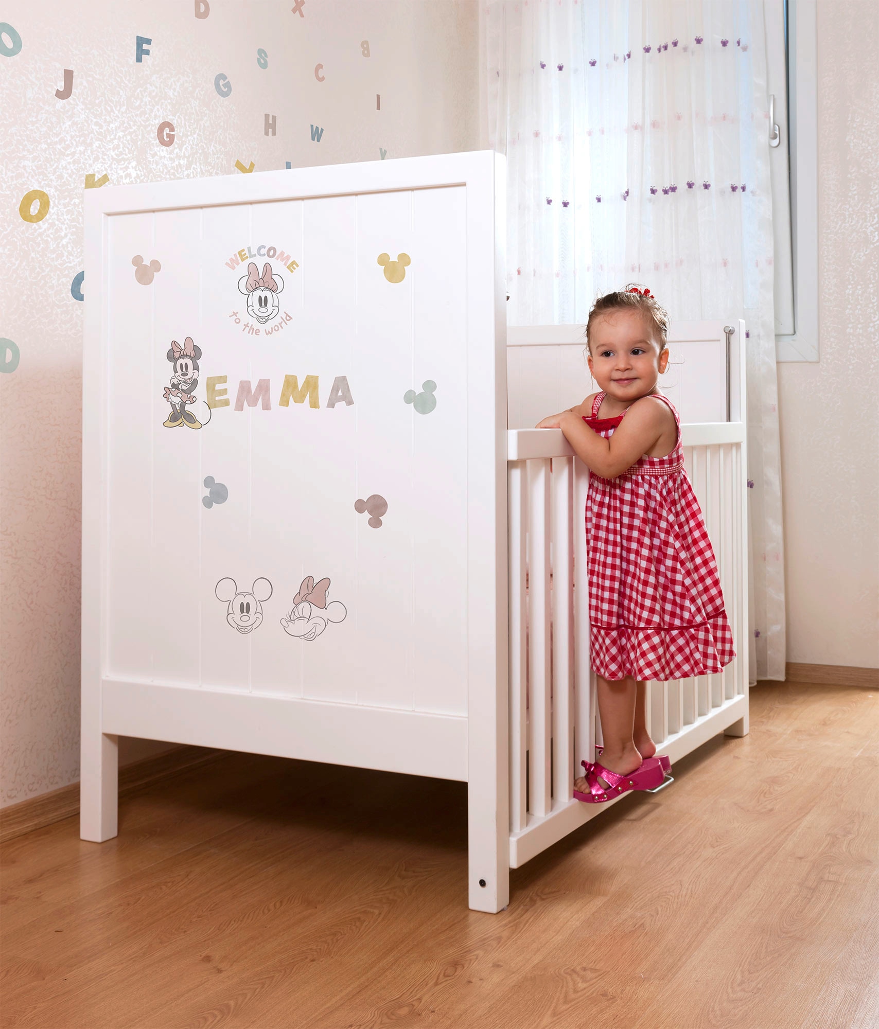 Komar Wandtattoo »Mickey Alphabet - Größe 50 x 70 cm«, (56 St.), selbstklebend, Wandsticker, Kinderzimmer
