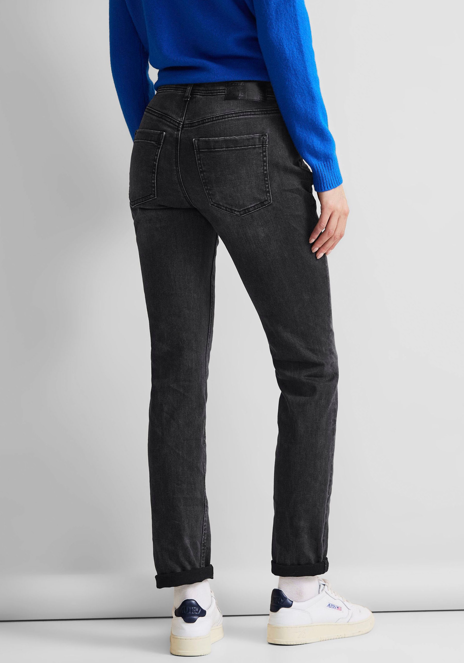 STREET ONE Slim-fit-Jeans, im Fünf-Pocket-Stil
