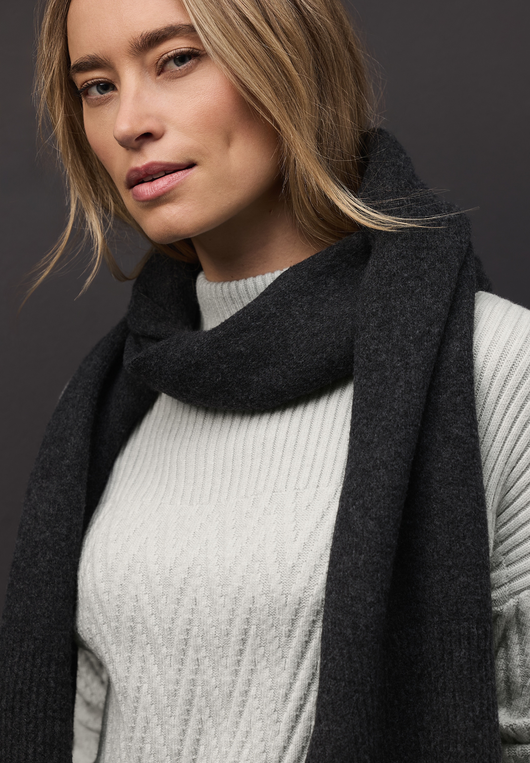 STREET ONE Rollkragenpullover mit Rippbündchen