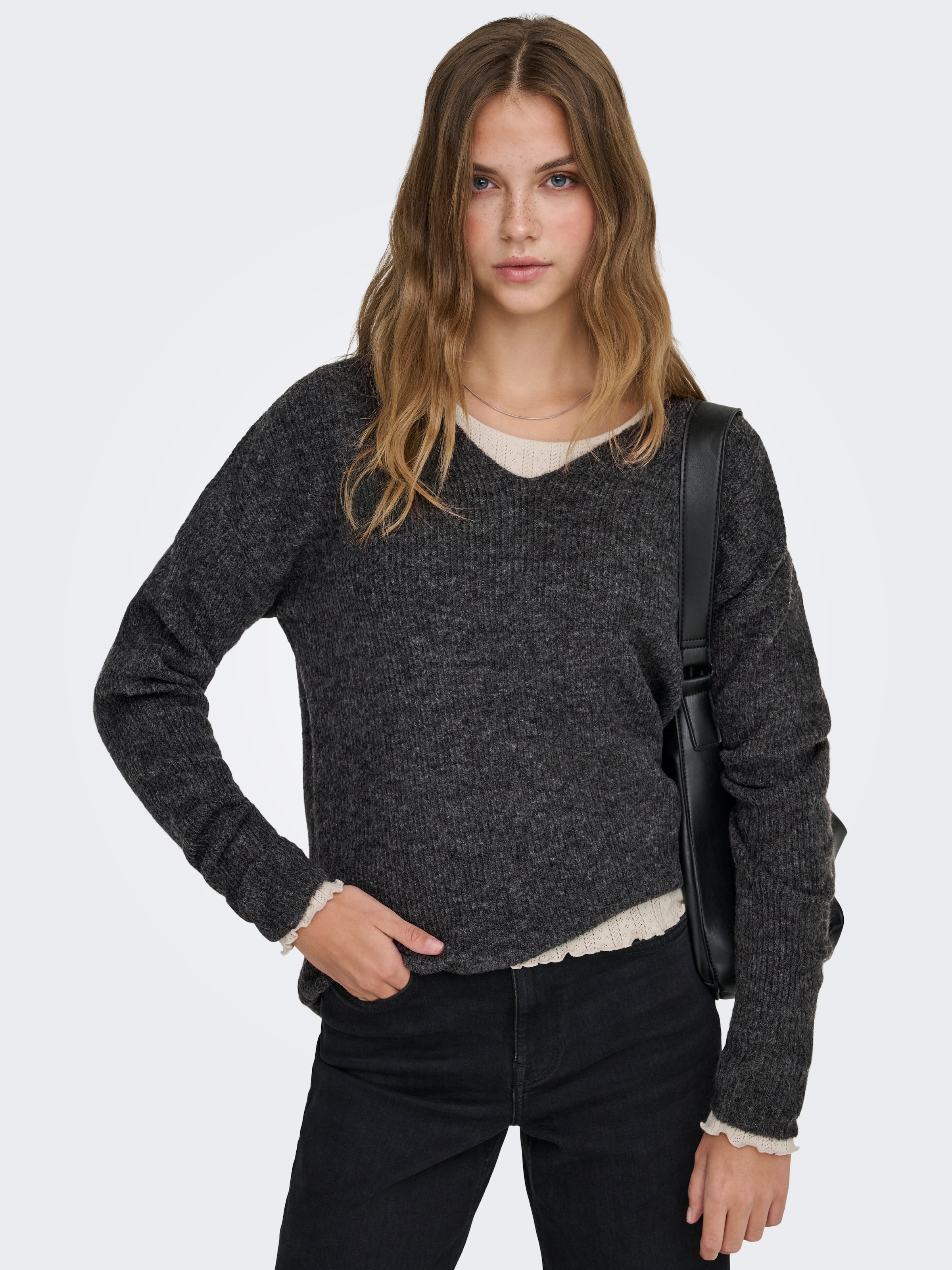 ONLY Strickpullover »ONLCAMILLA V-NECK L/S PULLOVER KNT NOOS«