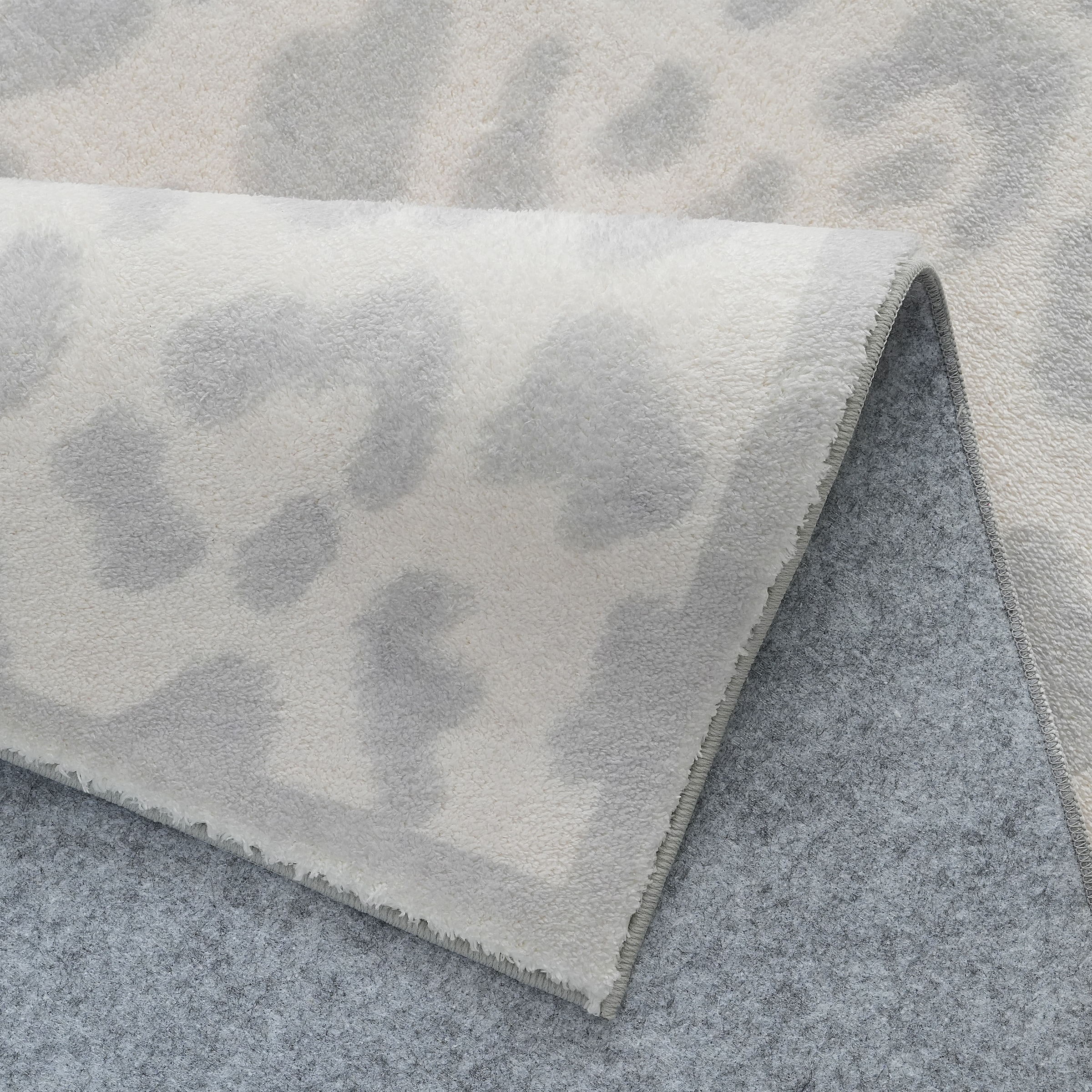 OTTO home Teppich »Leo, mit trendigem Leopardenmuster, waschbar« rechteckig 12 mm Höhe kuschelig & weich, modern, Animal Print, Wohnzimmer, Schlafzimmer