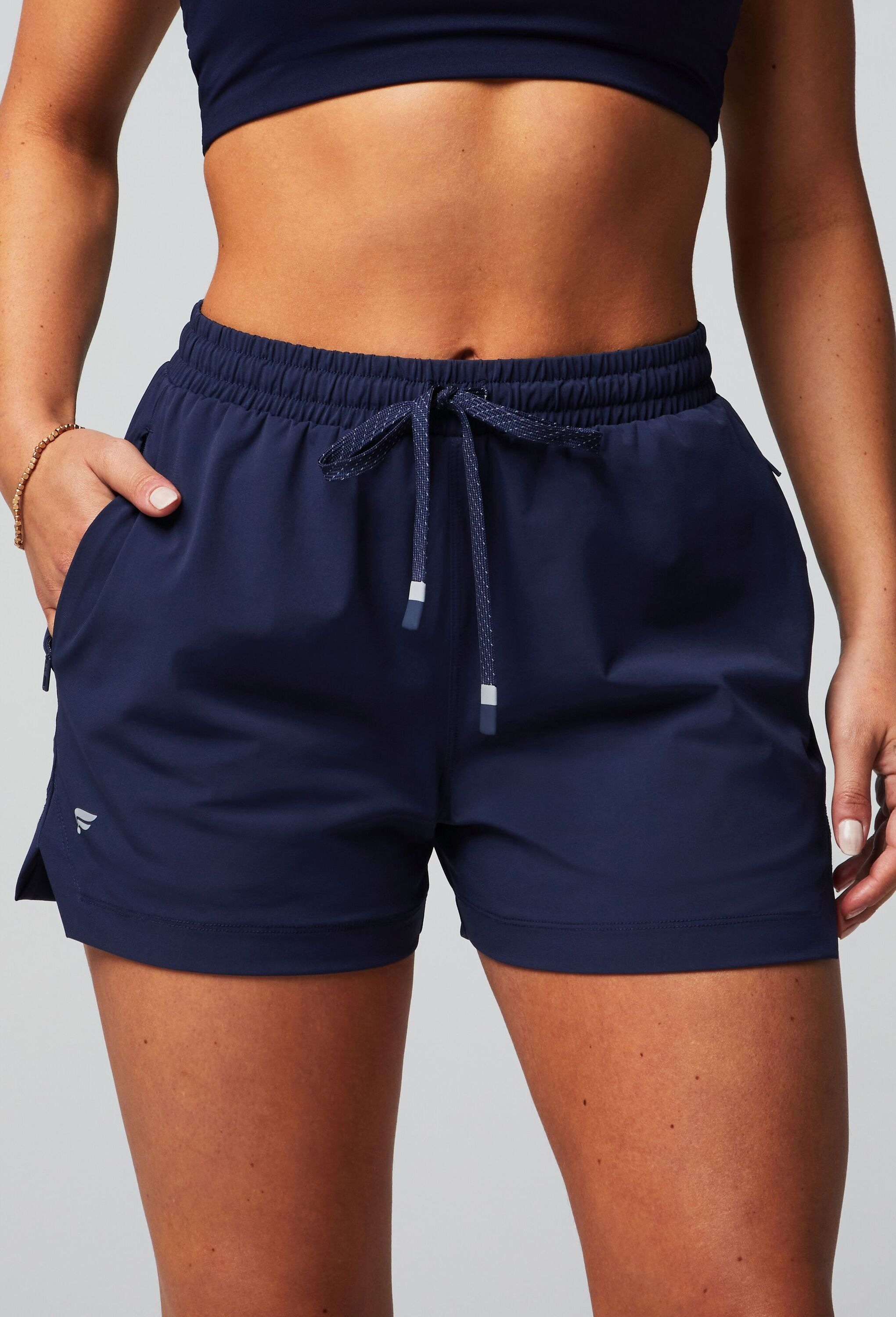 Fabletics Sporthose »Fabletics SHORTS THE-ONE-3-SHORT«  aus elastischem Material