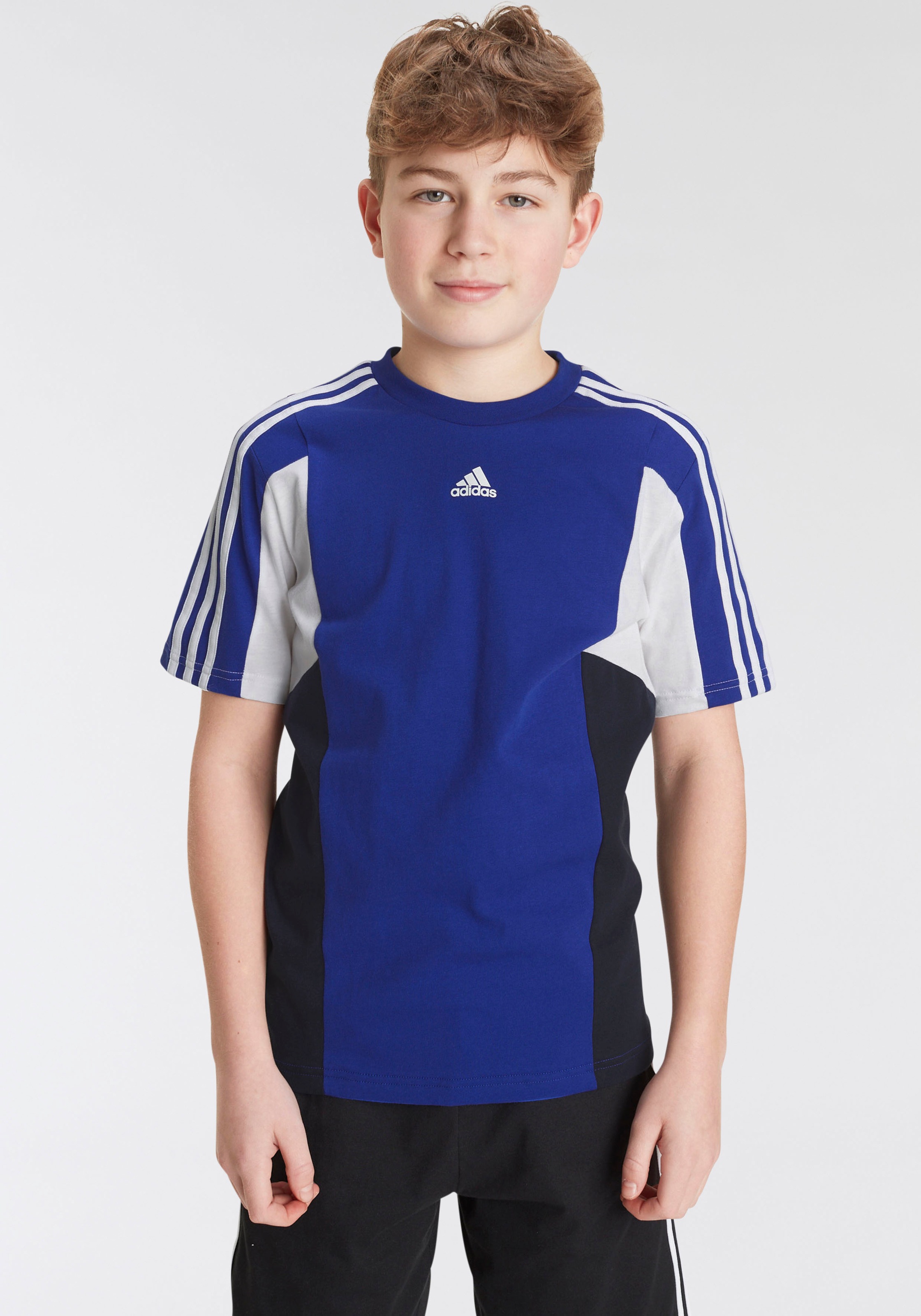 adidas Sportswear T-Shirt »COLORBLOCK 3-STREIFEN REGULAR FIT« bei
