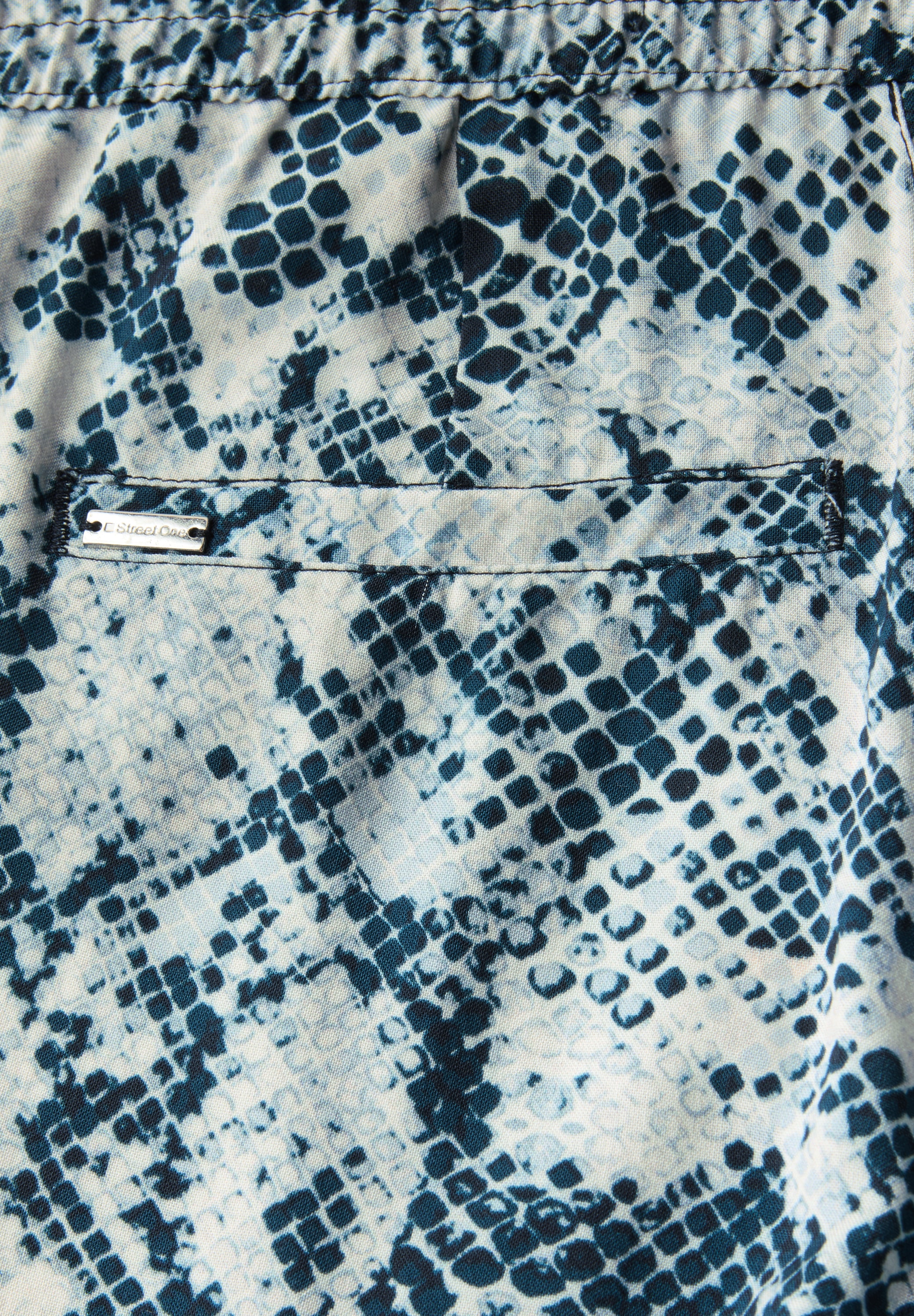 STREET ONE Stoffhose »Style Emee«, Sommerhose mit elastischem Bund und Tunnelzug, mit grafischem Muster
