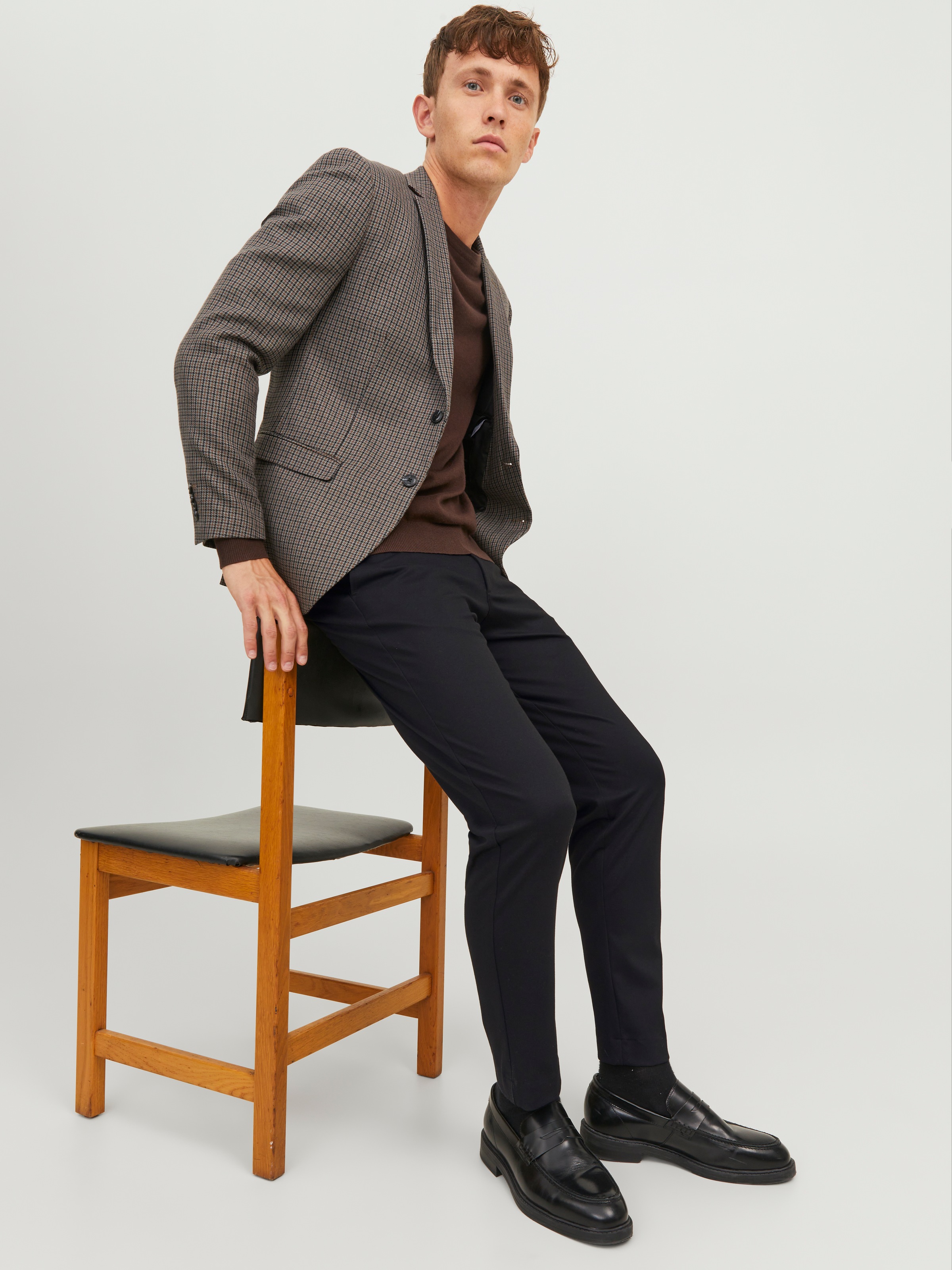 Jack & Jones Chinohose »JPSTMARCO – Chinohose mit mittlerer Taille, Slim Fit, bequem«  unifarben, modisch, slim fit, Web