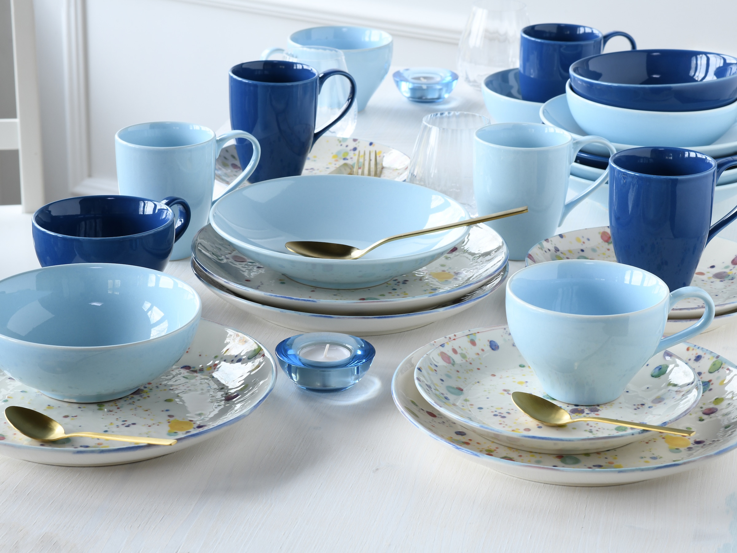 CreaTable Kombiservice »Candy Drops, Kombi-Service 16-tlg.« Unregelmäßige bunte Punkte, Gute Laune Geschirr, Frisch, Freundlich