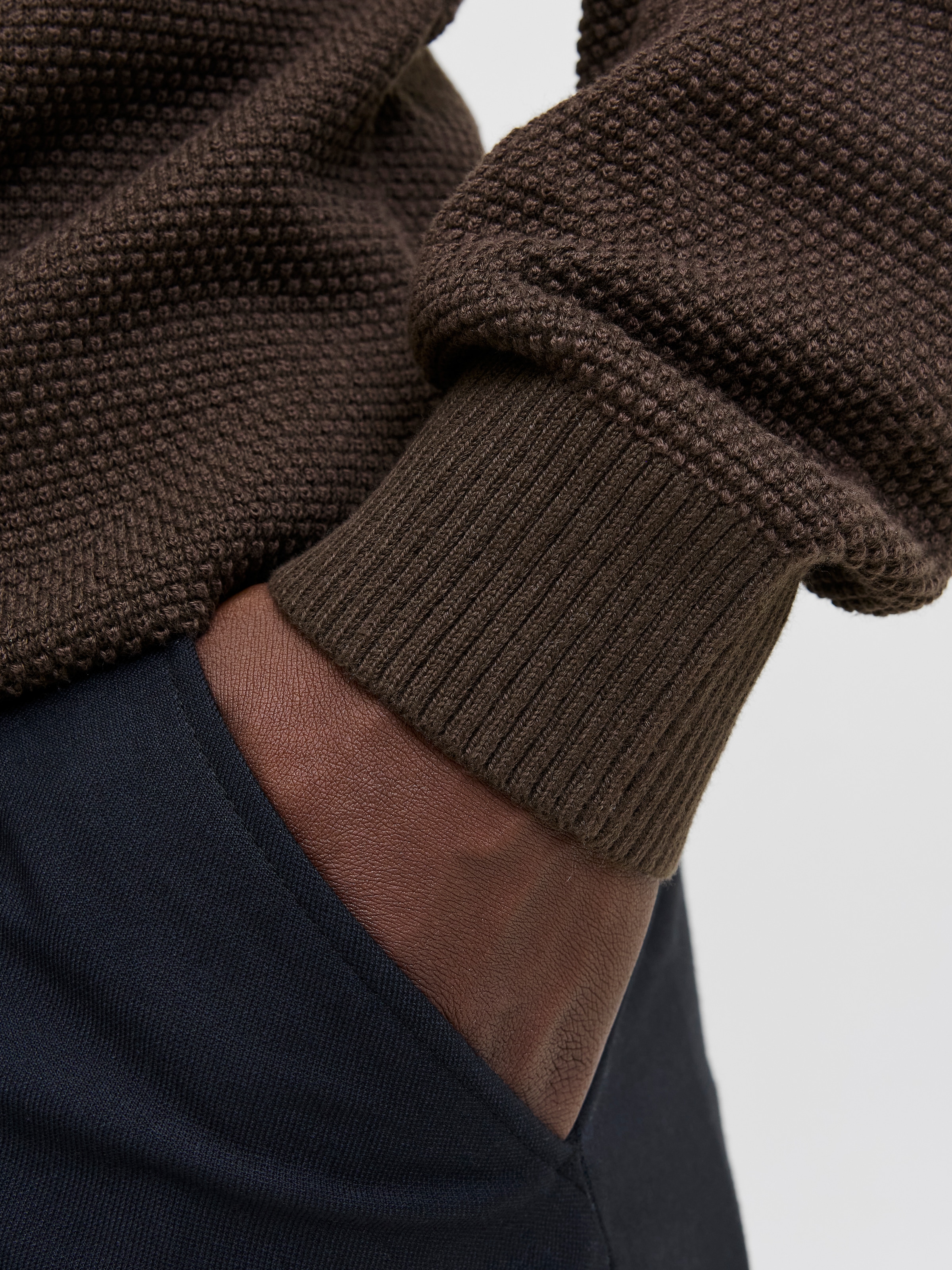 Jack & Jones Rundhalspullover »JJEGLOBE KNIT CREW NECK NOOS«, in Strick Optik