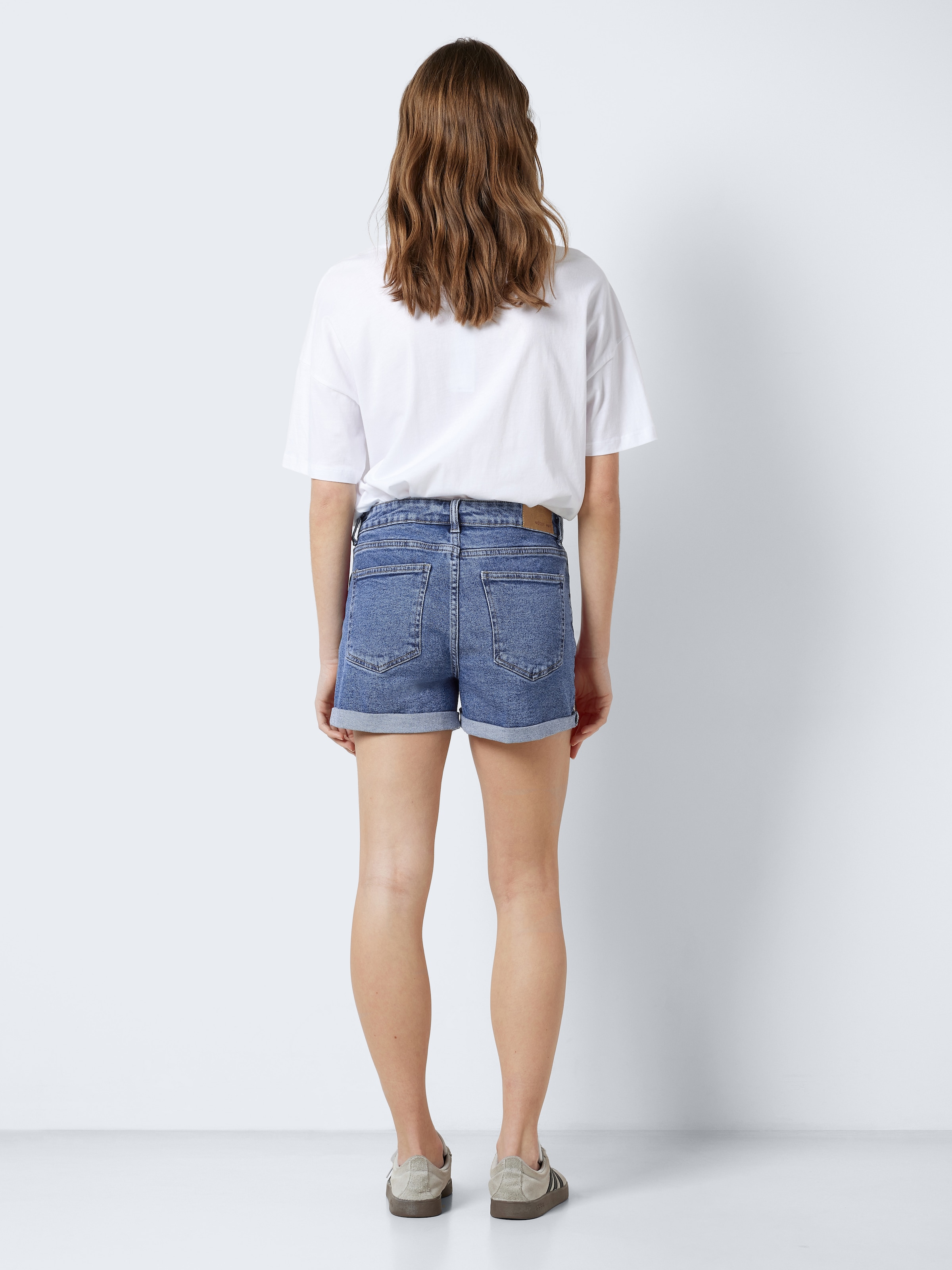 Noisy may Jeansshorts »NMMONI HW DNM SHORTS AZ358MB NOOS«