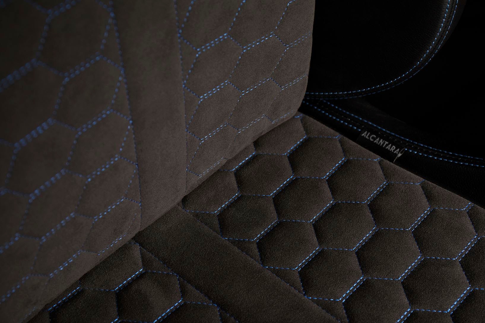Joule Performance Gaming-Stuhl »Alcantara«, WERTIGES ECHTLEDER