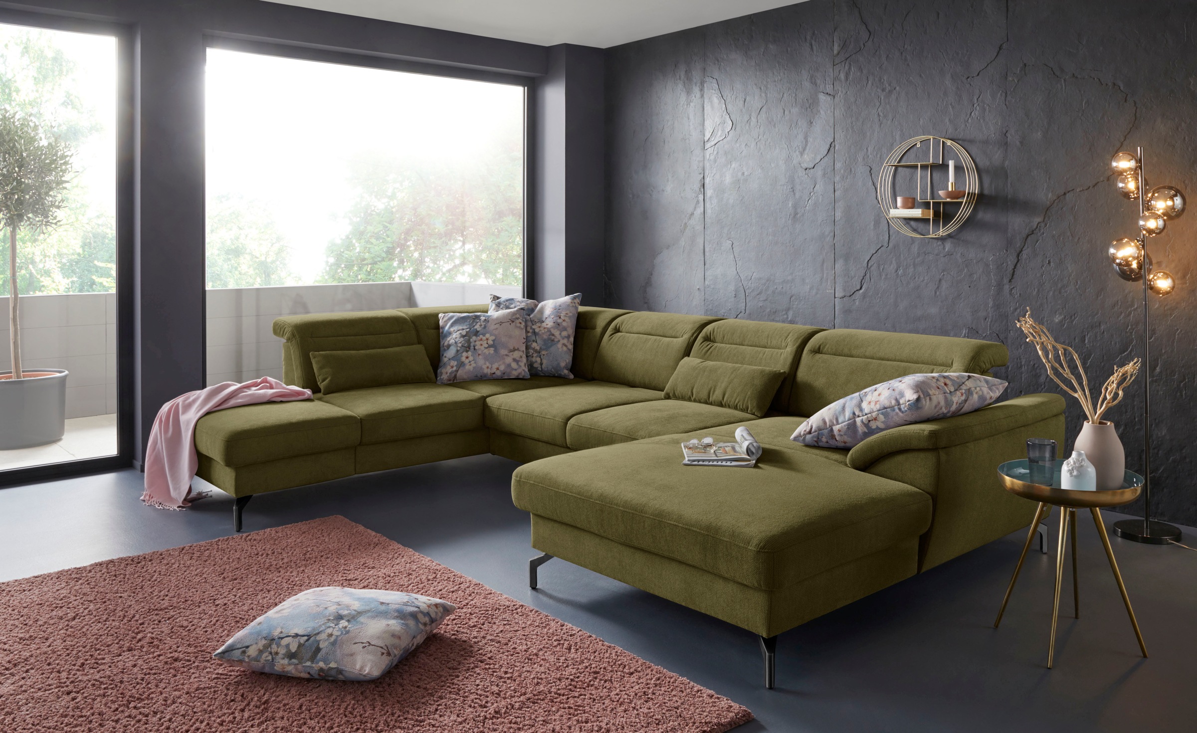 sit&more Wohnlandschaft »Percy U-Form«, 15 cm Fußhöhe, Sitztiefenverstellung, wahlweise in 2 Fußfarben