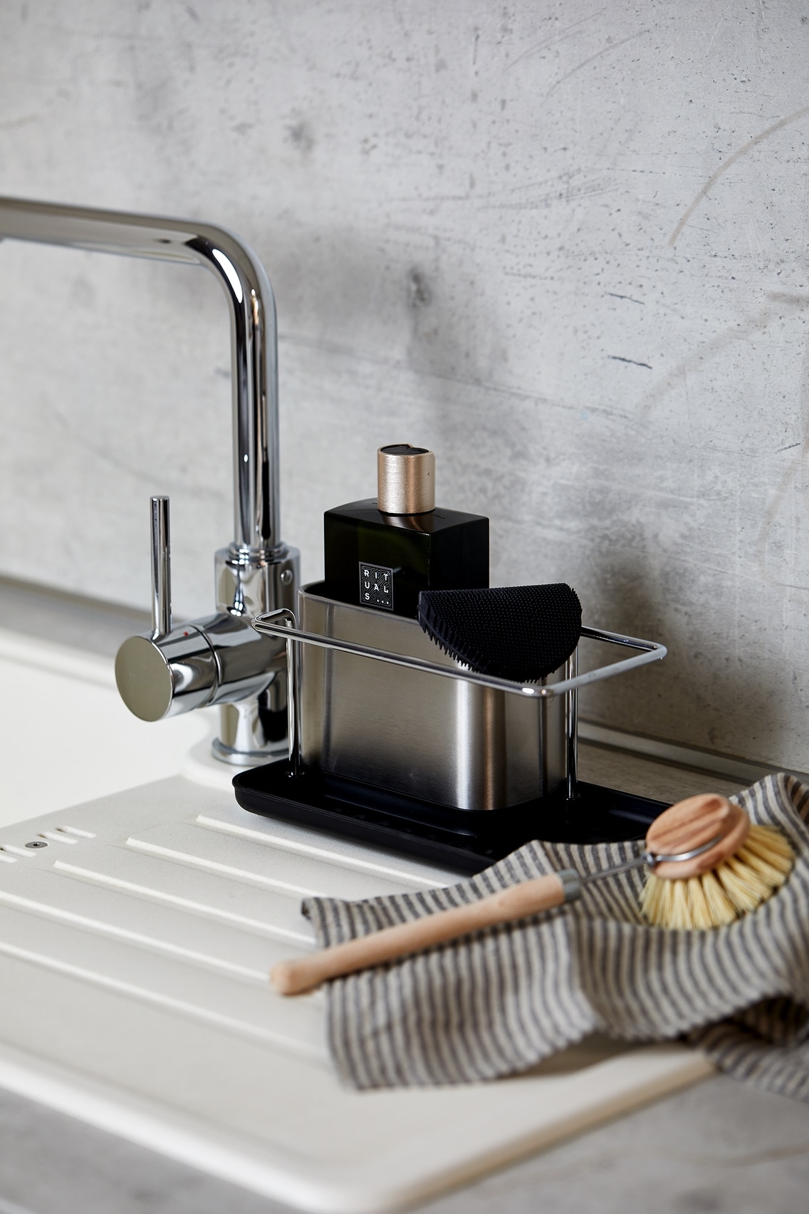 WENKO Geschirrständer »Modell Orio« Spülbecken-Organizer aus rostfreiem Edelstahl, für Spülutensilien