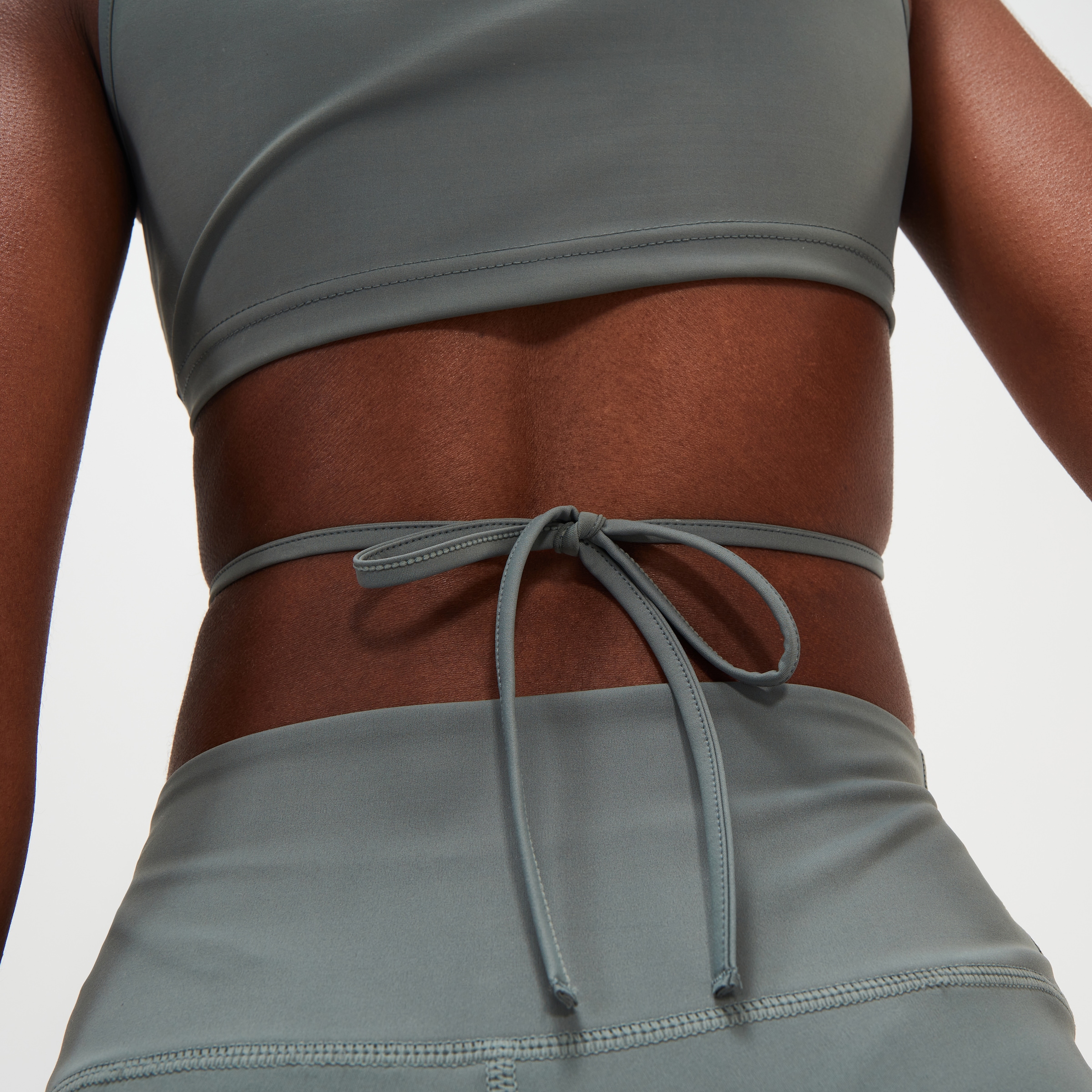 Ellesse Kurzarmshirt »DORETTA CROP VEST«