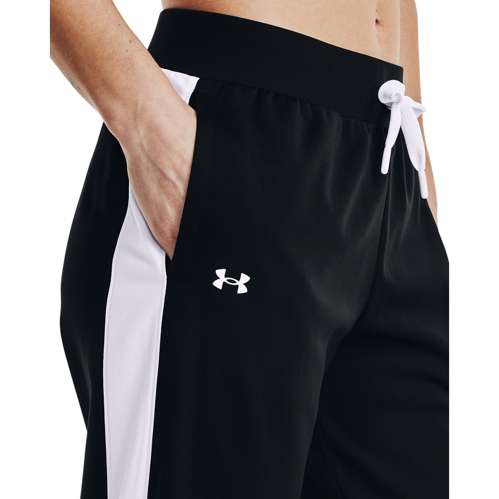 Under Armour® Trainingsanzug »TRICOT TRACKSUIT« 1 tlg. für vielseitige Aktivitäten, leichtes Material, pflegeleicht