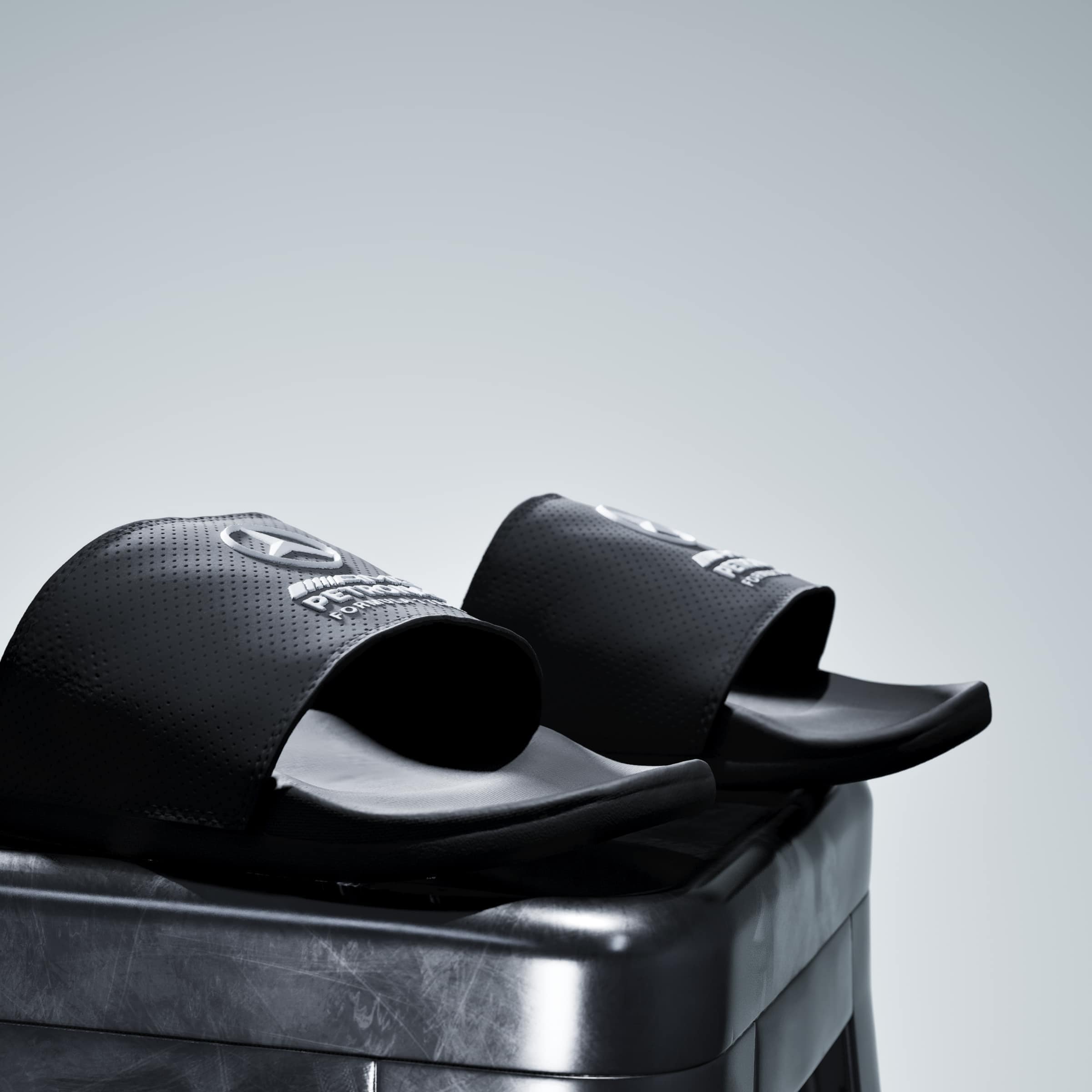 adidas Performance Badesandale »ADILETTE COMFORT MER BADESCHLAPPEN«  Mercedes AMG Motorsport