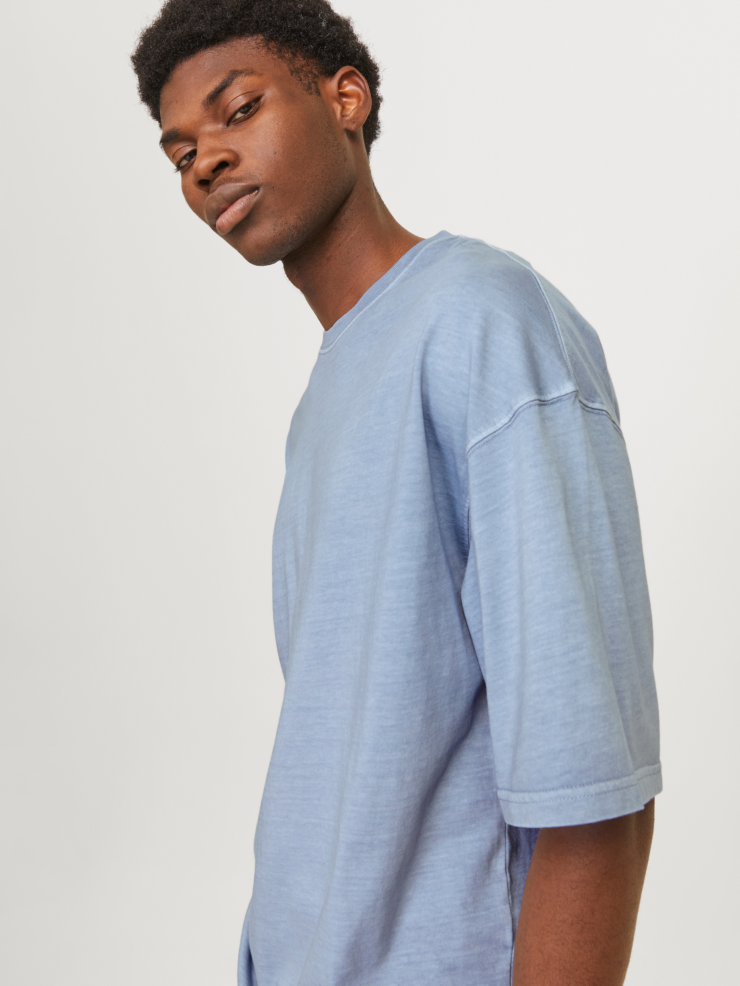 Jack & Jones Rundhalsshirt »JJECHARGE FADED TEE O-NECK NOOS«, mit Rundhalsausschnitt