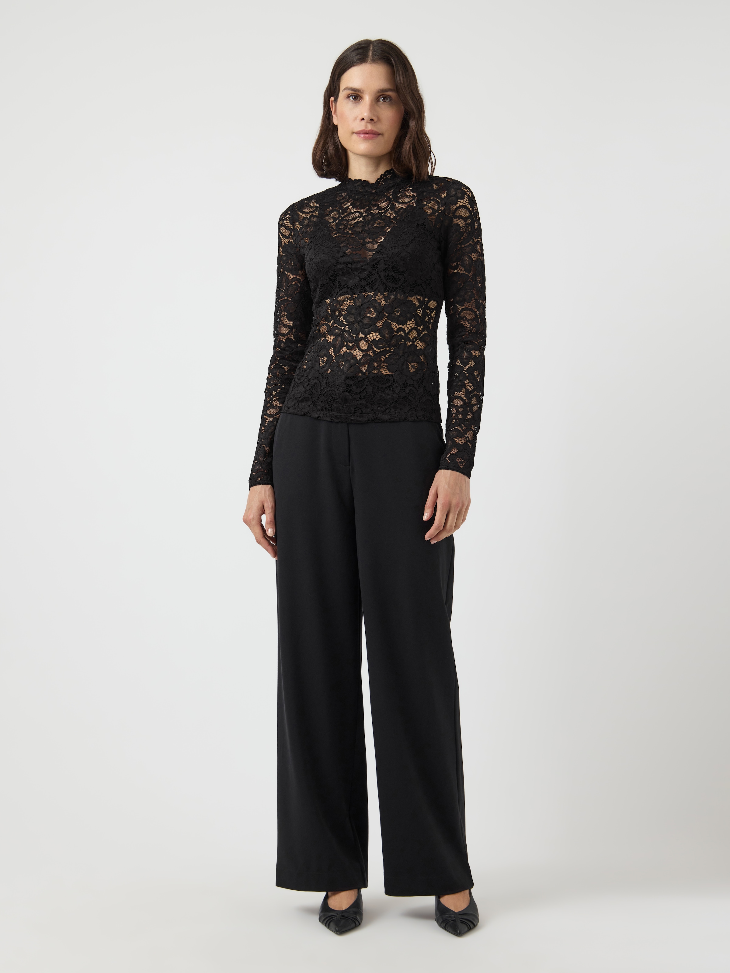 Y.A.S Langarmshirt »YASLACEY LS LACE TOP S. NOOS« Materialmix, slim fit