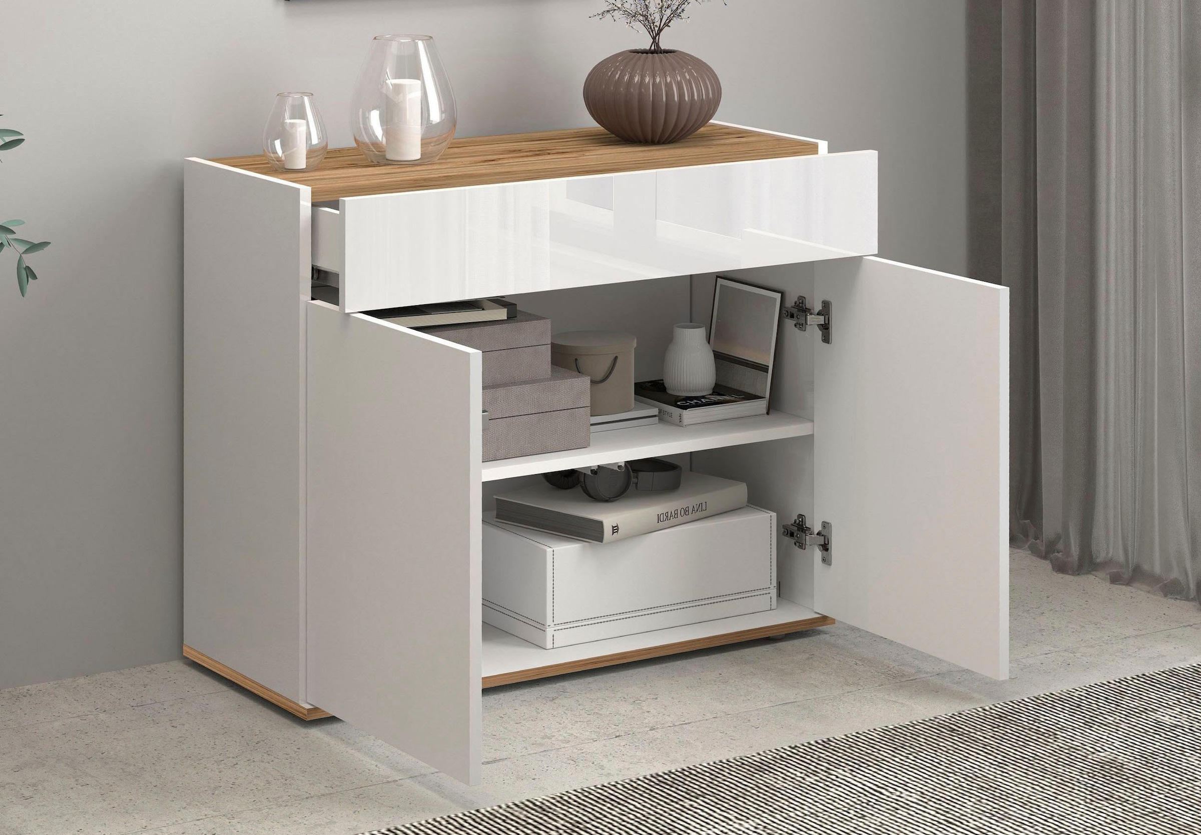 OTTO home Sideboard »Garda, Kommode, Schrank, 2 Türen, 1 Schublade, Made in Italy« Hochglanzlackierte Fronten, Korpus matt, grifflos, Breite 80,9 cm