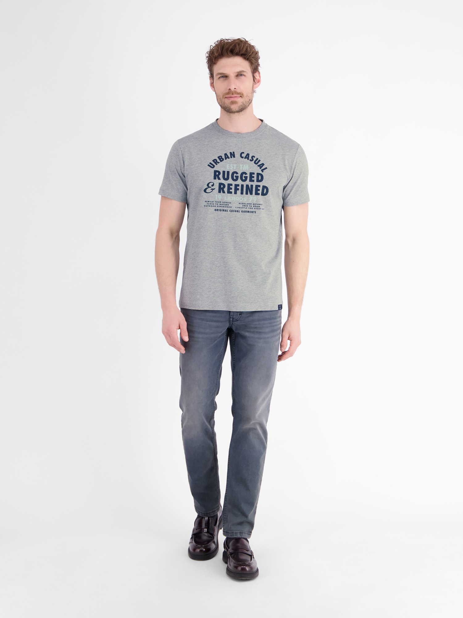 LERROS Rundhalsshirt »T-Shirt aus reiner Baumwolle mit lässigem Slogan-Print«