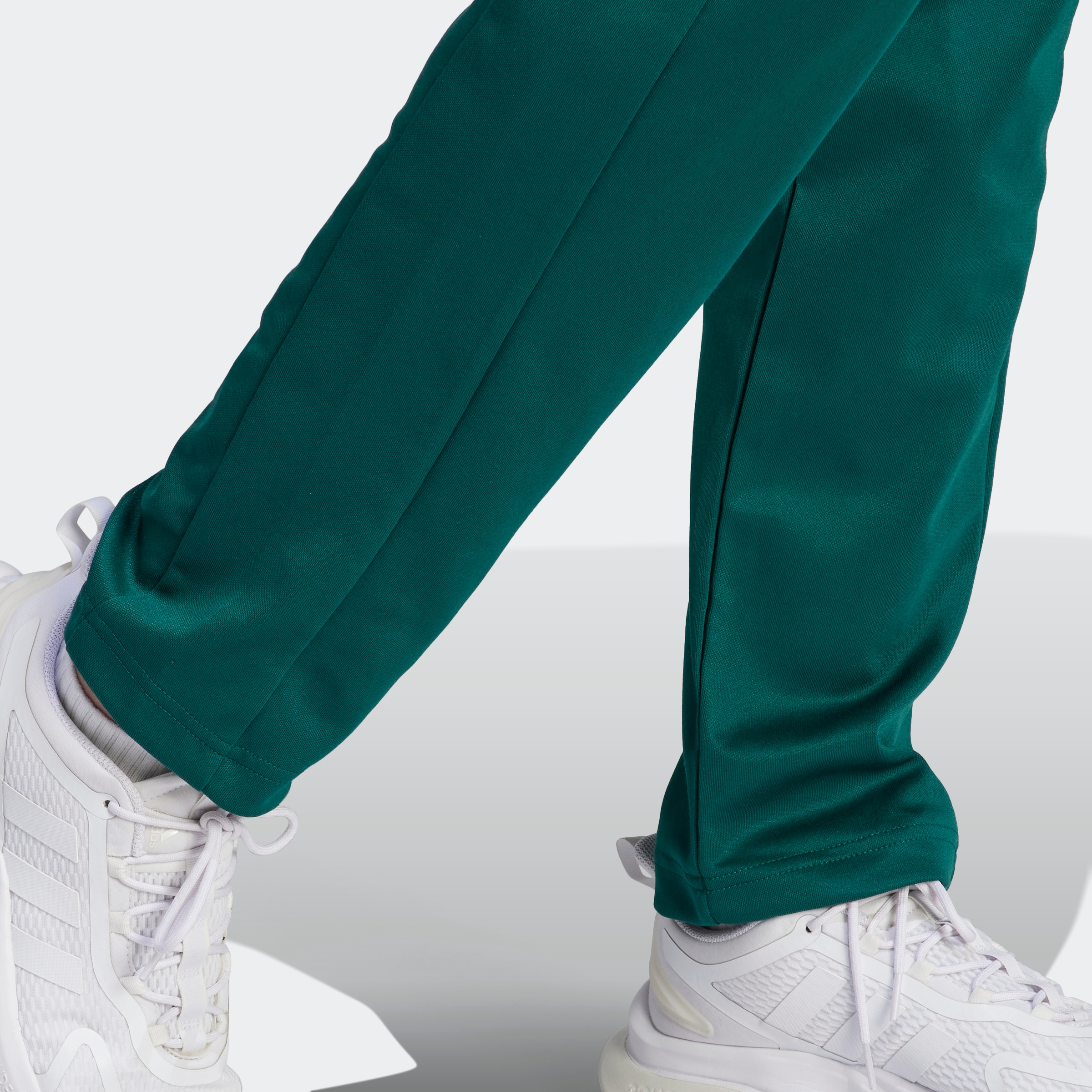 adidas Sportswear »COLORBLOCK«, (2 bei tlg.) Trainingsanzug
