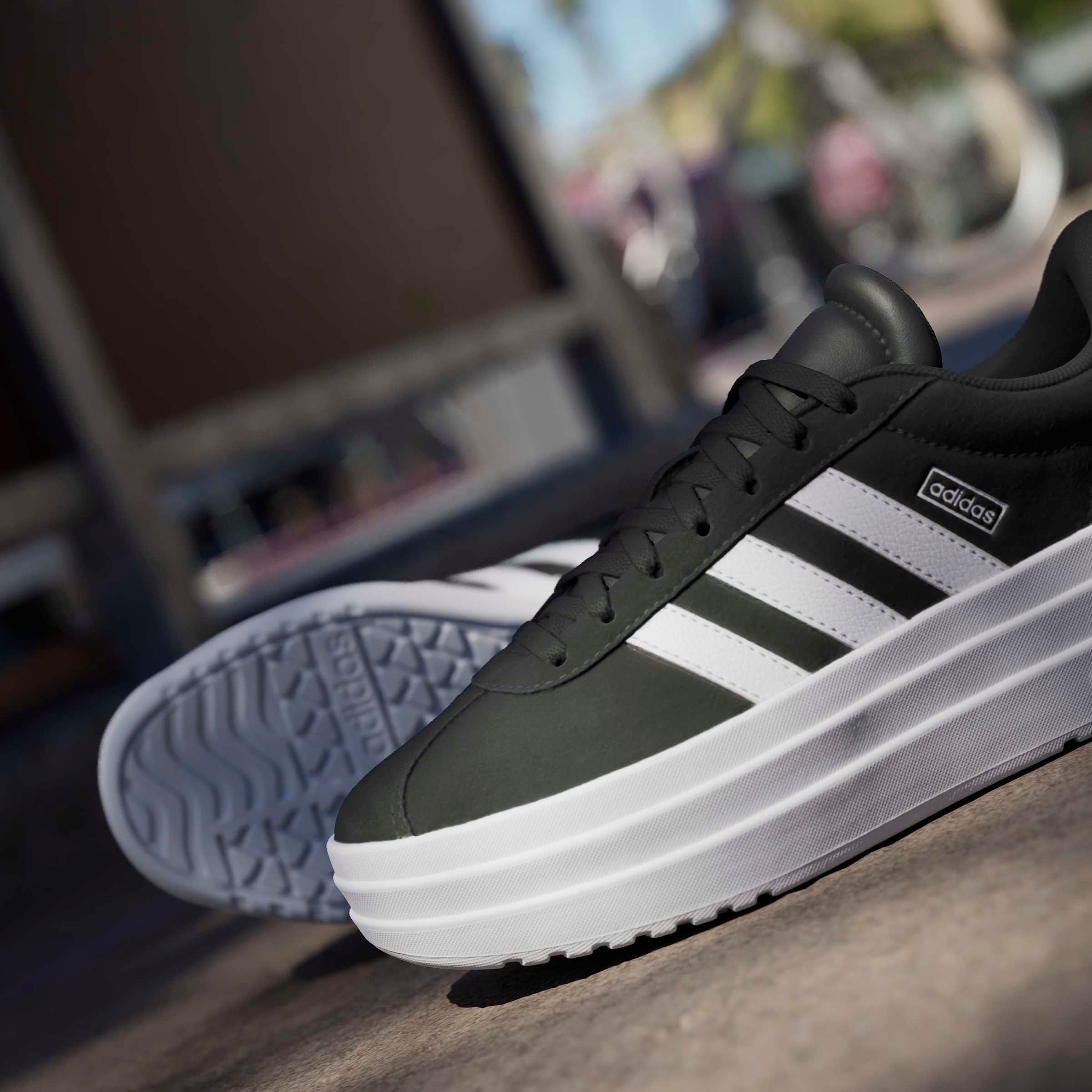 adidas Sportswear Plateausneaker »VL COURT BOLD«  Inspiriert vom adidas Gazelle Bold, für Kinder & Jugendliche
