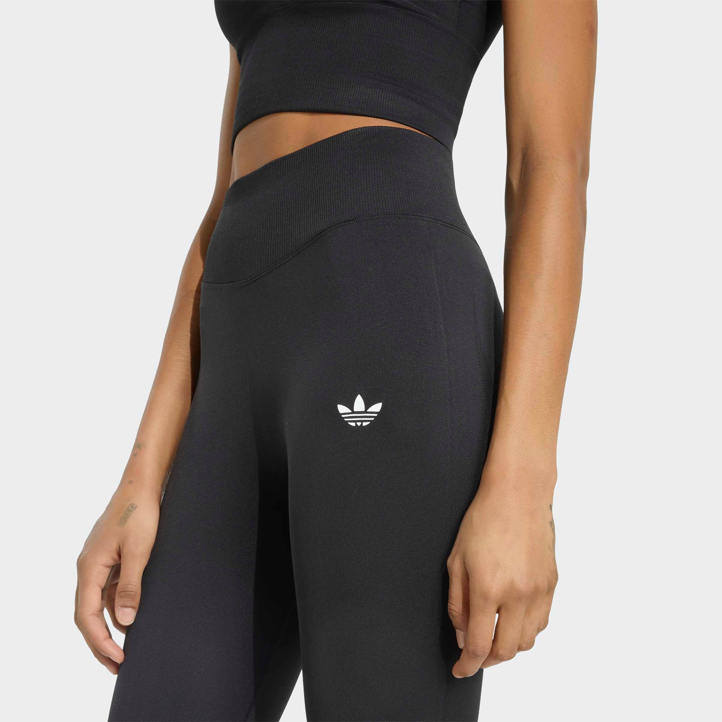 adidas Originals Leggings »ESSENTIALS, NAHTLOS«  für Sportmode und Streetwear, sportlicher Stil, ohne Verschluss