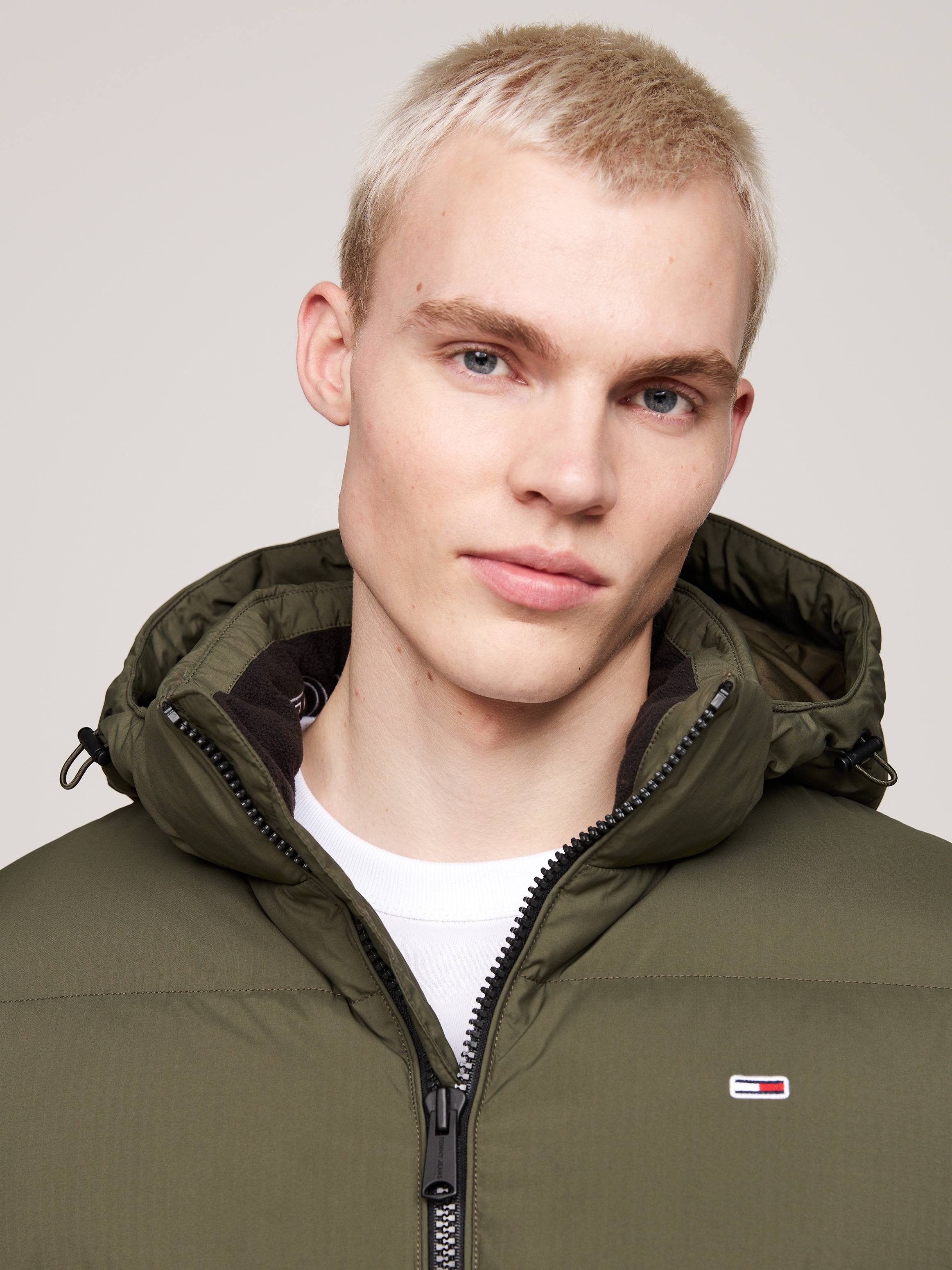 Tommy Jeans Plus Steppjacke »TJM ESSENTIAL DOWN JACKET EXT«, mit Kapuze, Große Größen